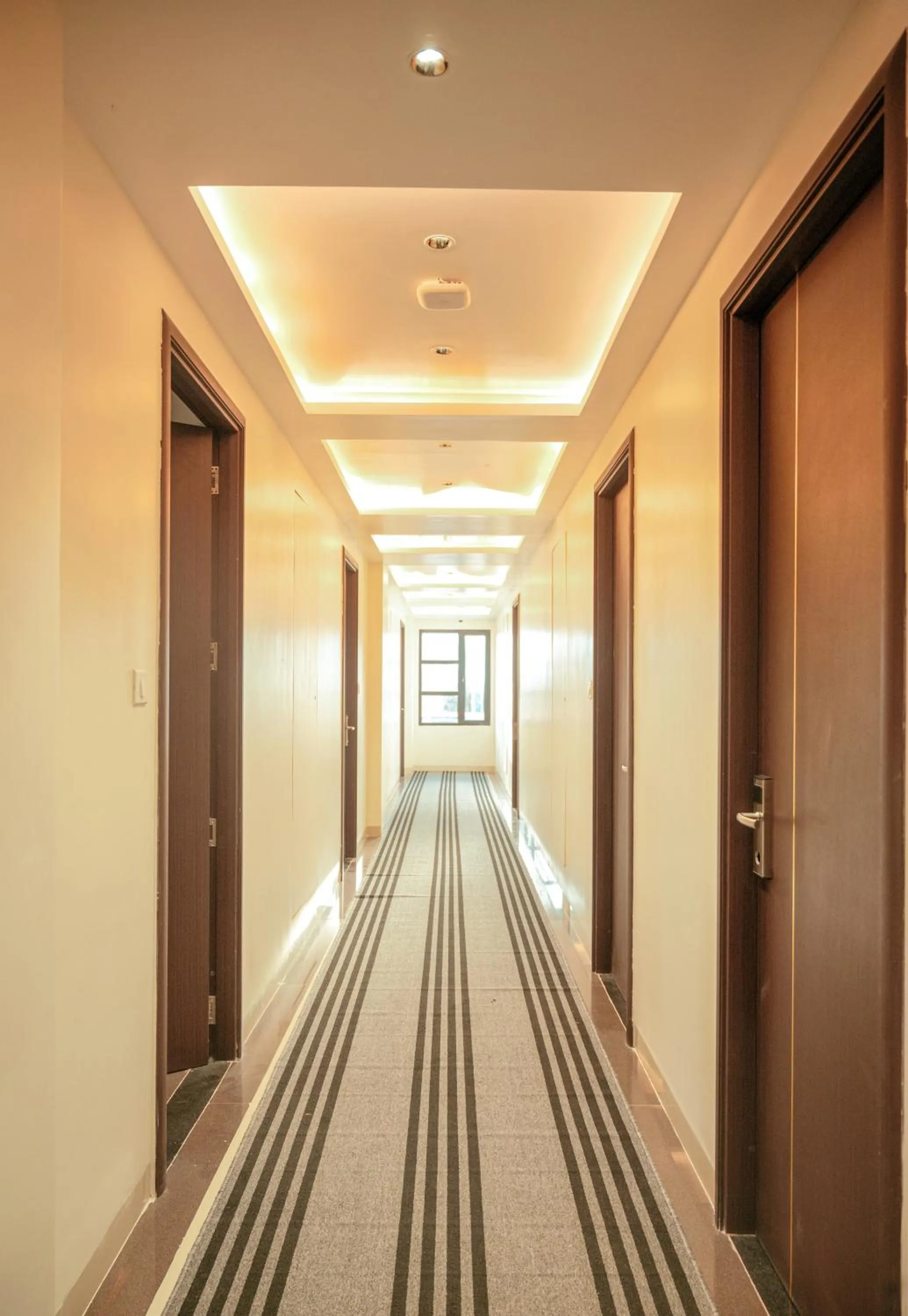 elevator in Hotel Merrytale