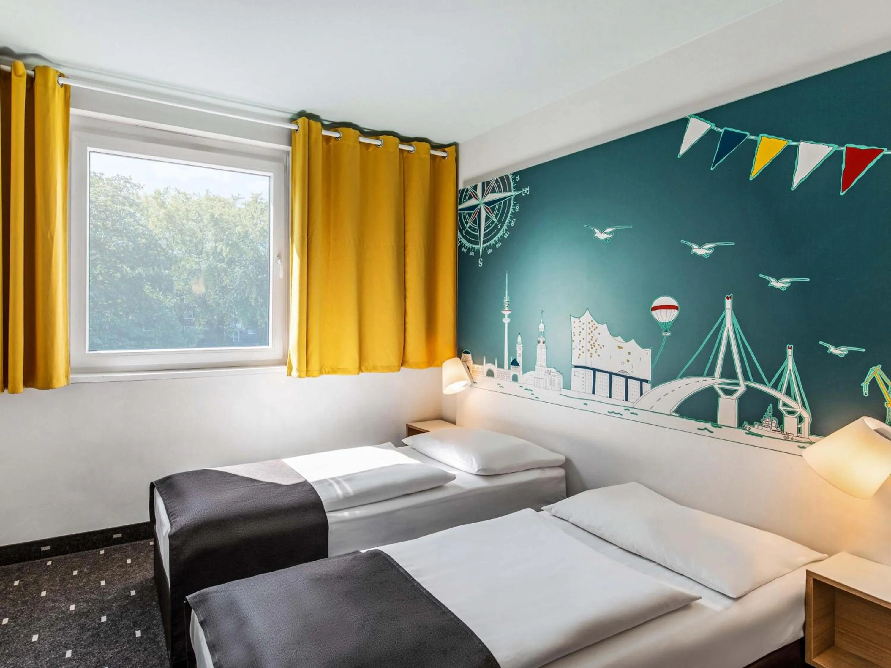 Bed in B&B Hotel Hamburg-Nord