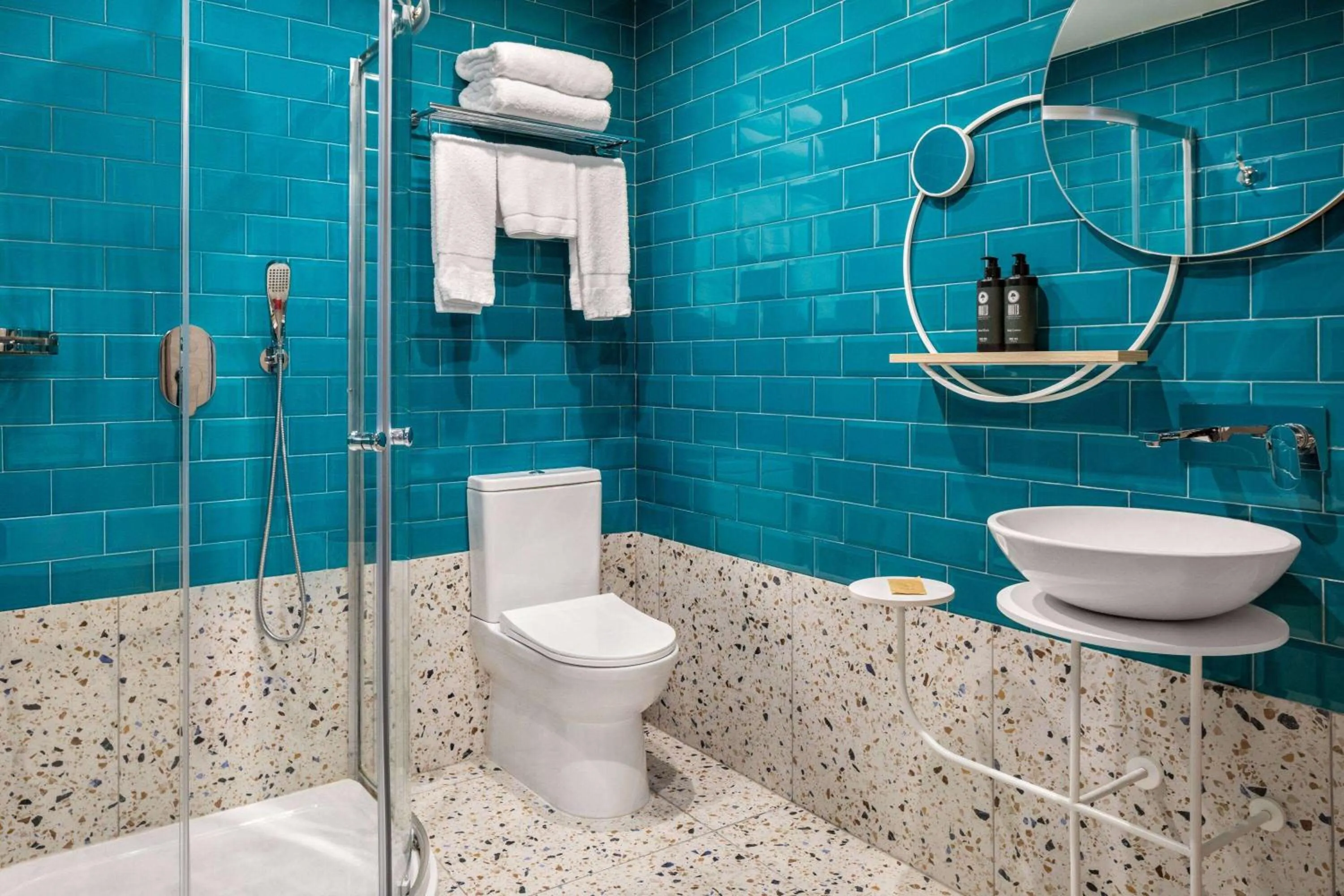 TV and multimedia in QUADRO Hotel