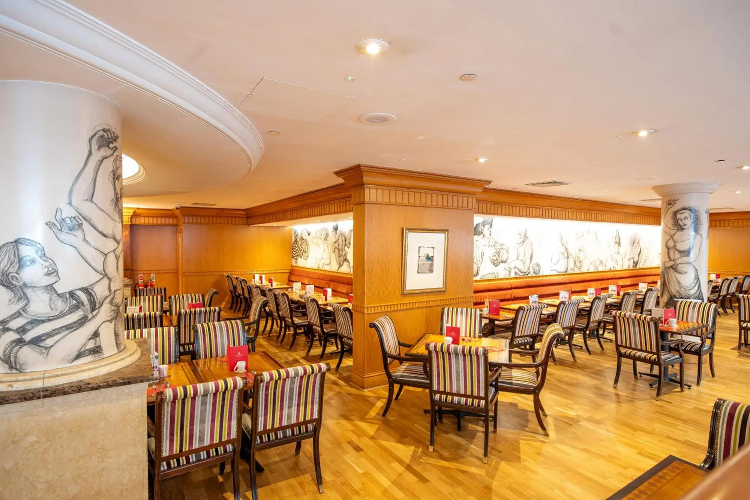 Restaurant/places to eat in Millennium Hotel and Conference Centre Gloucester London Restaurant/places to eat in Millennium Hotel and Conference Centre Gloucester London