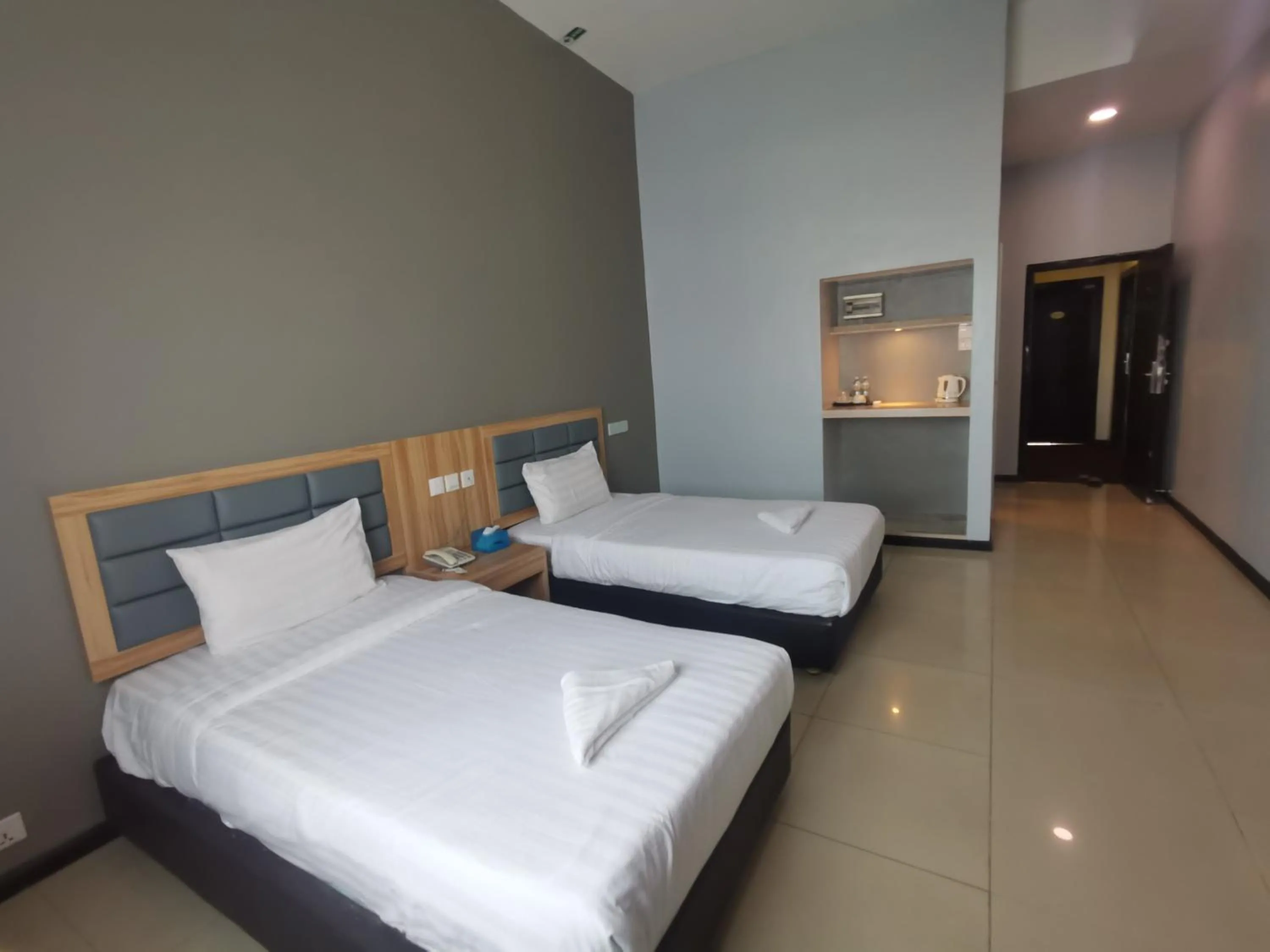 Kingston Executive Hotel