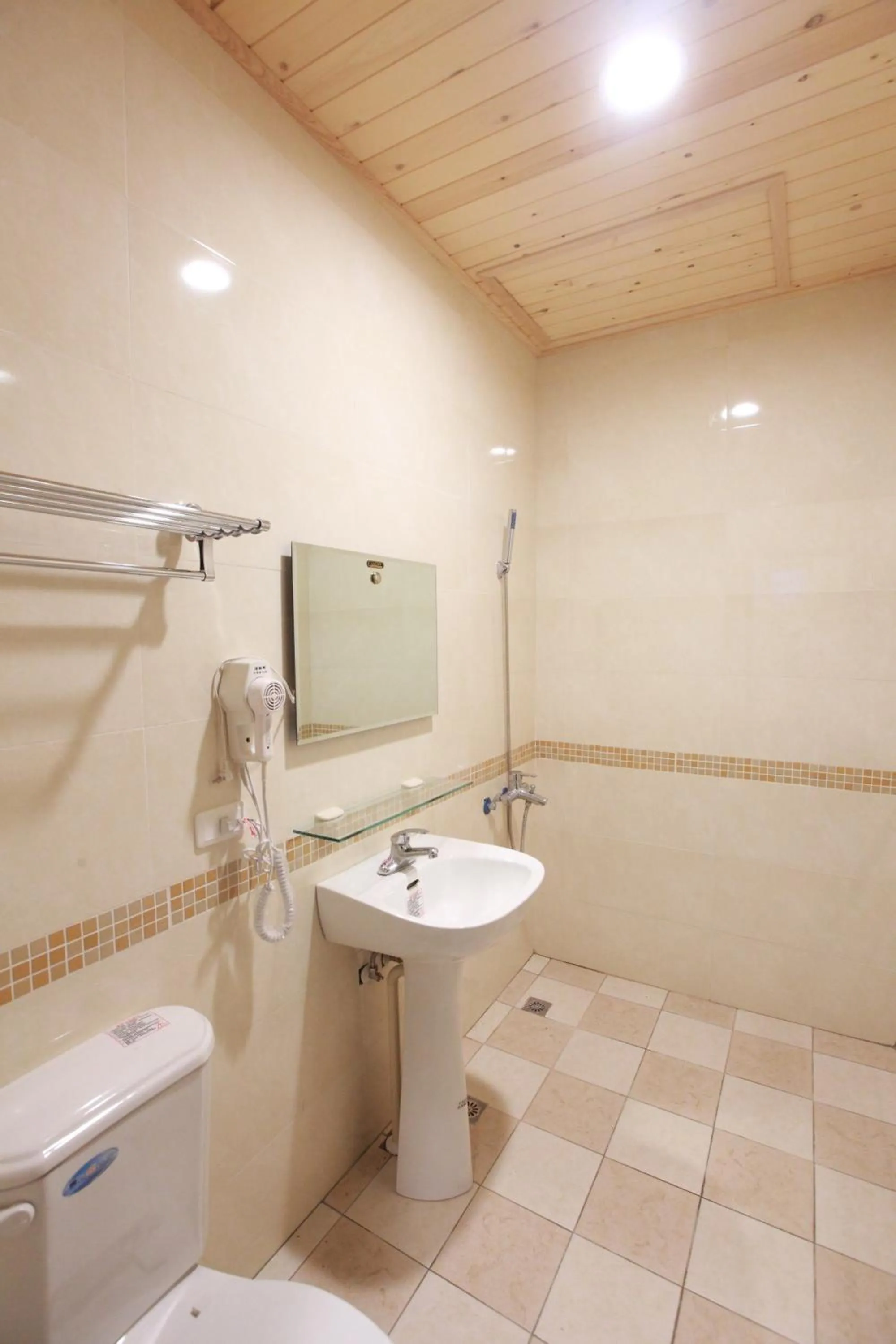 Bathroom in Fasiter B&B train station