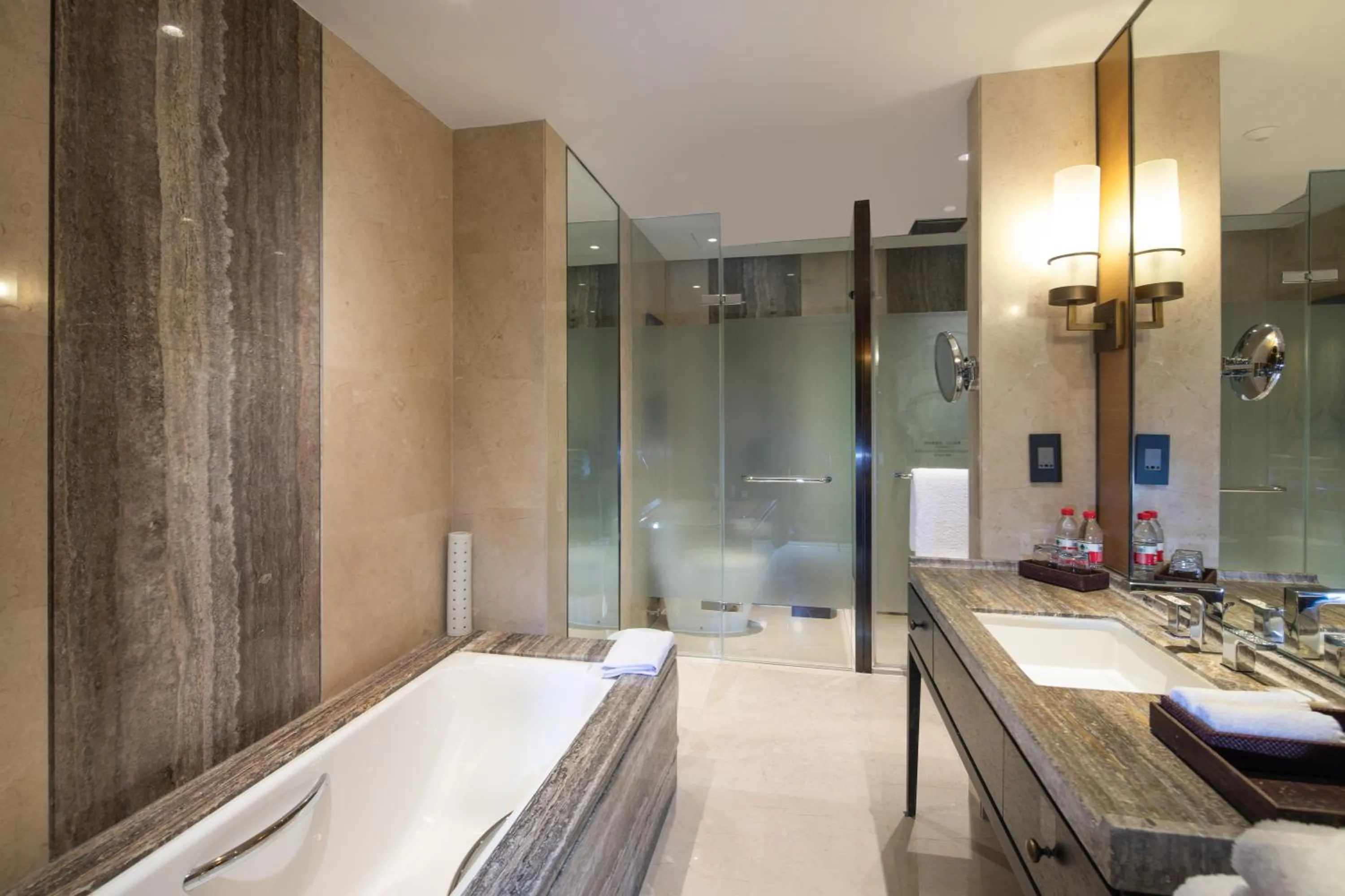 Bathroom in Hyatt Regency Chongming