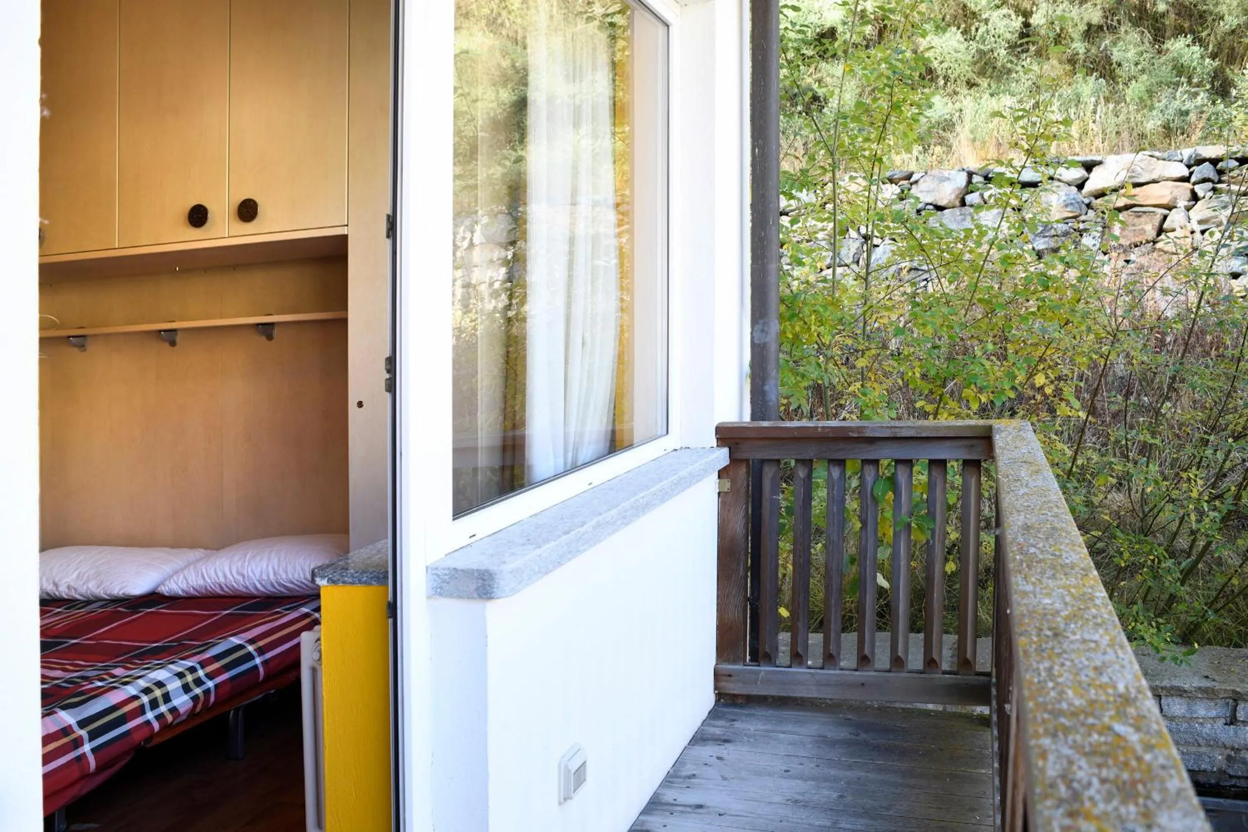 Balcony/Terrace, Bed in 5 Minutes from Monterosa Ski, Small Cottage