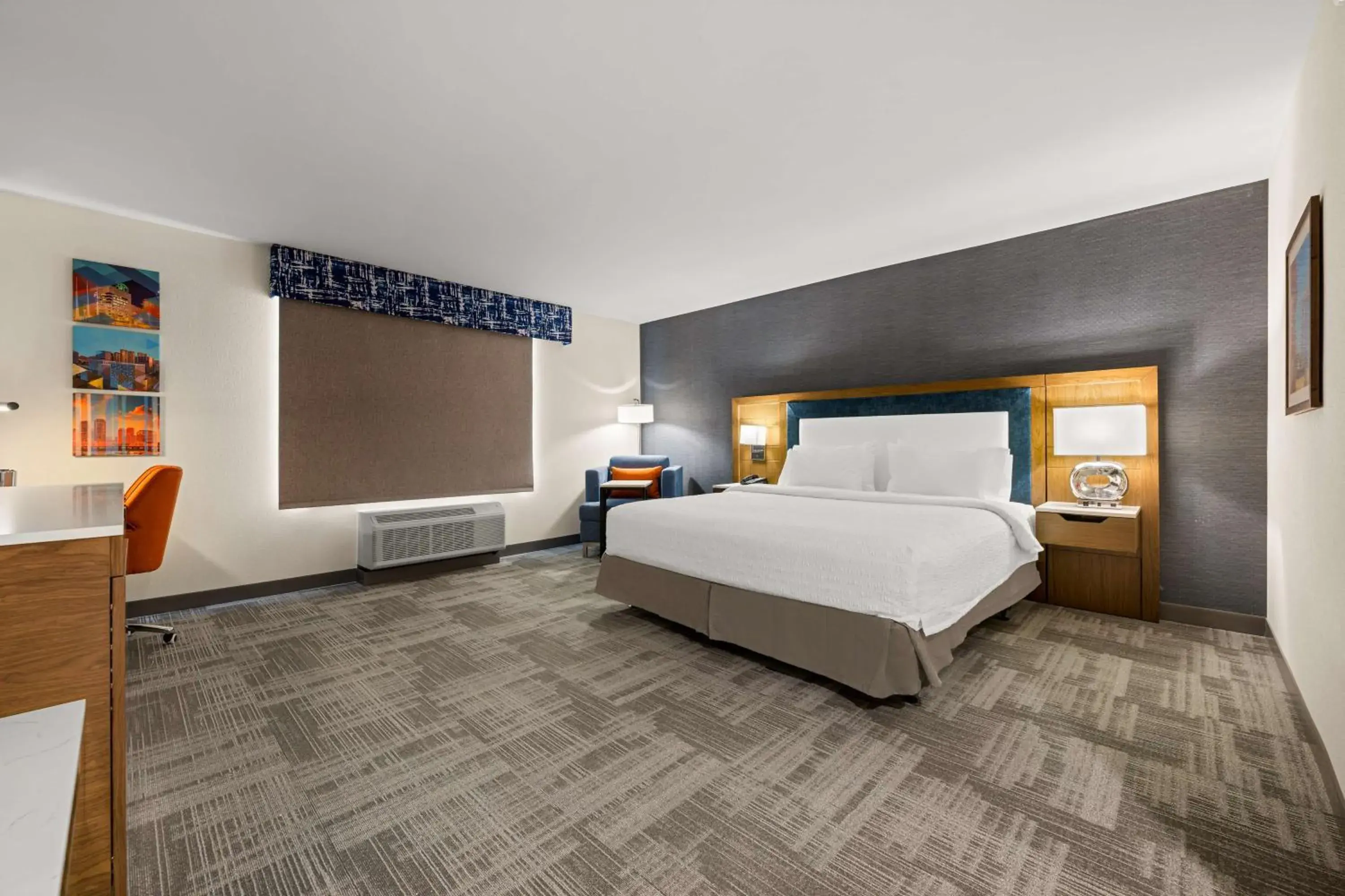 Bed in Hampton Inn & Suites Bessemer Birmingham Bed in Hampton Inn & Suites Bessemer Birmingham