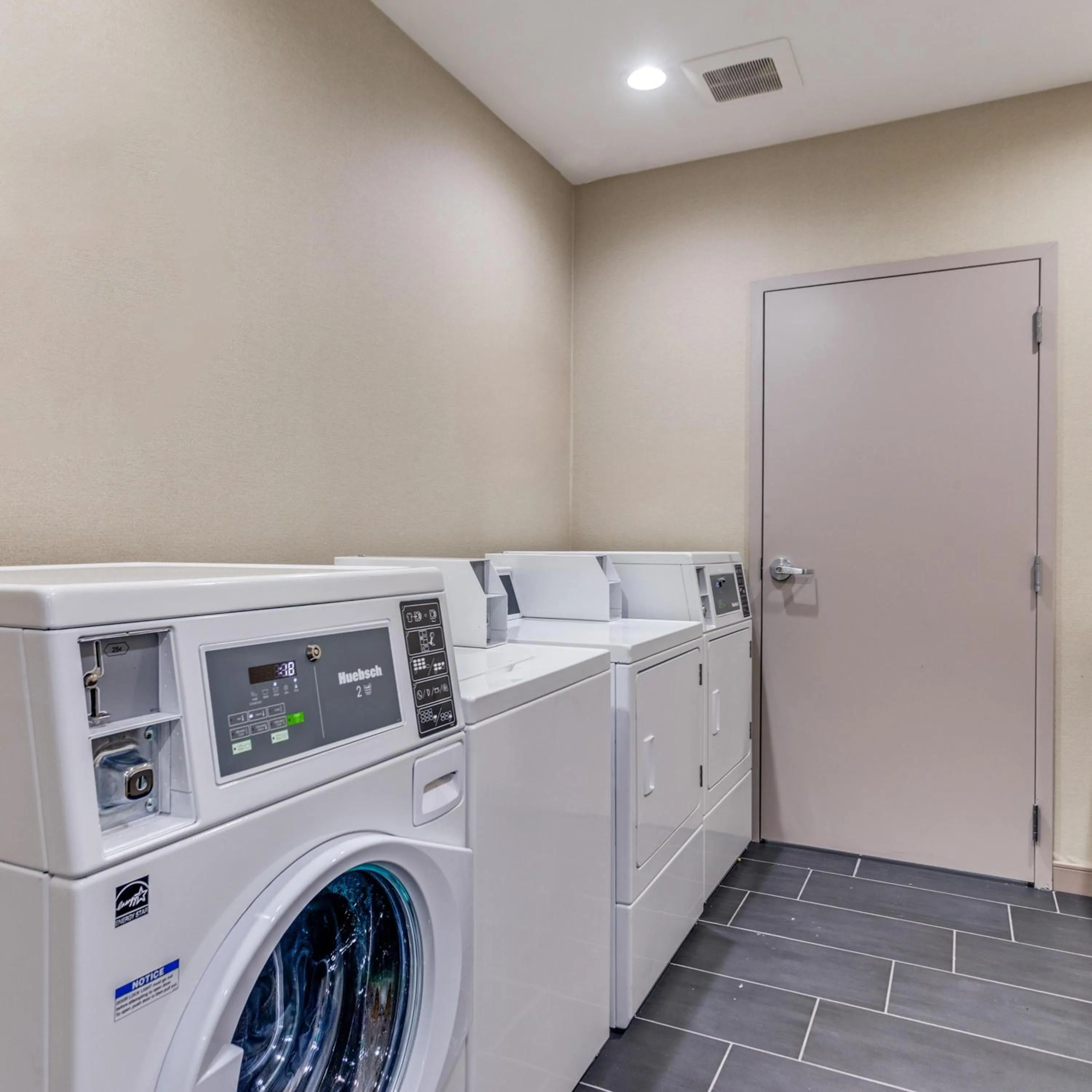 laundry in Home2 Suites By Hilton Fort Worth Arlington West