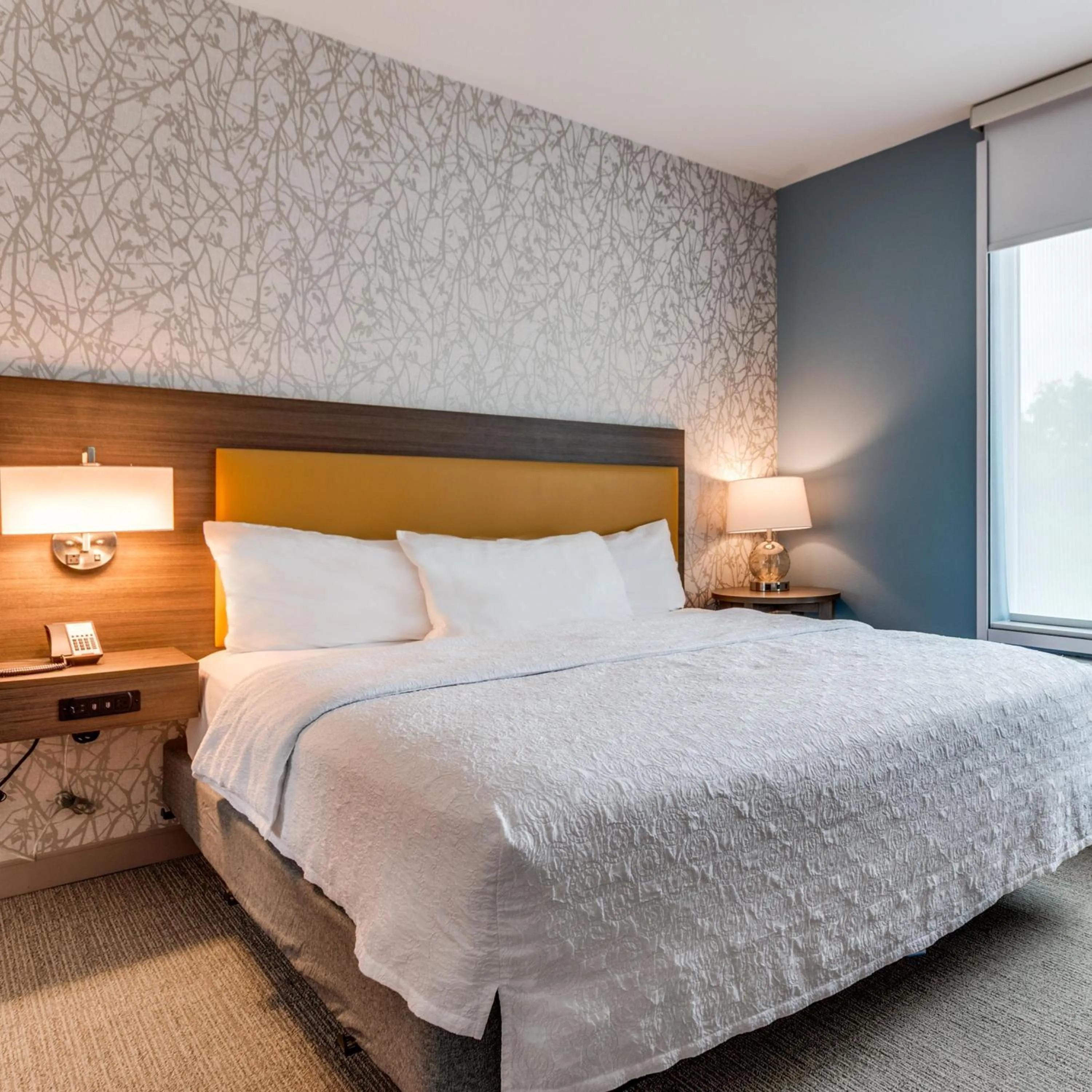 Bed in Home2 Suites By Hilton Fort Worth Arlington West