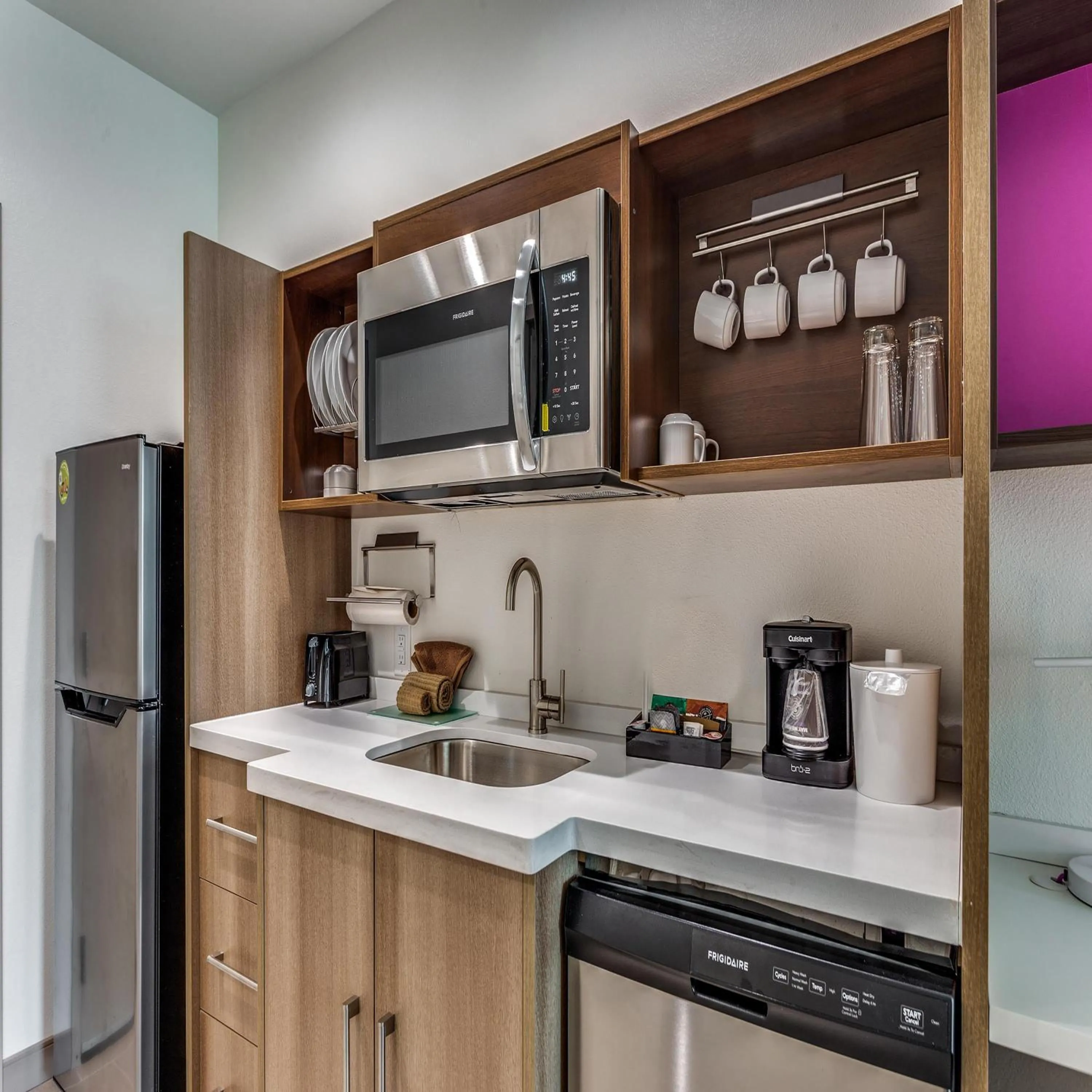 Kitchen or kitchenette in Home2 Suites By Hilton Fort Worth Arlington West