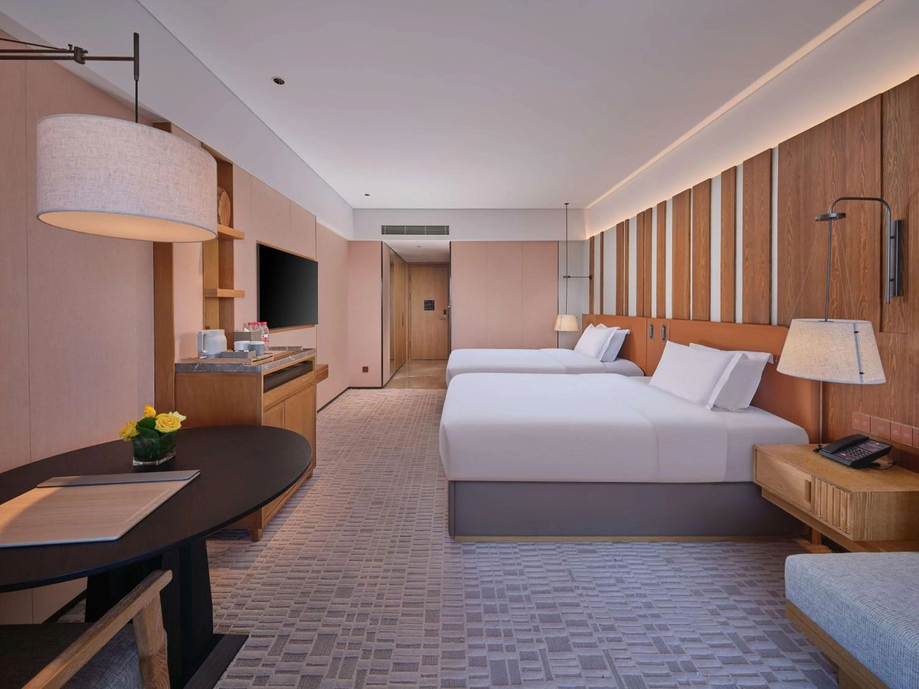 Bed in DoubleTree by Hilton Changbaishan Hot Spring