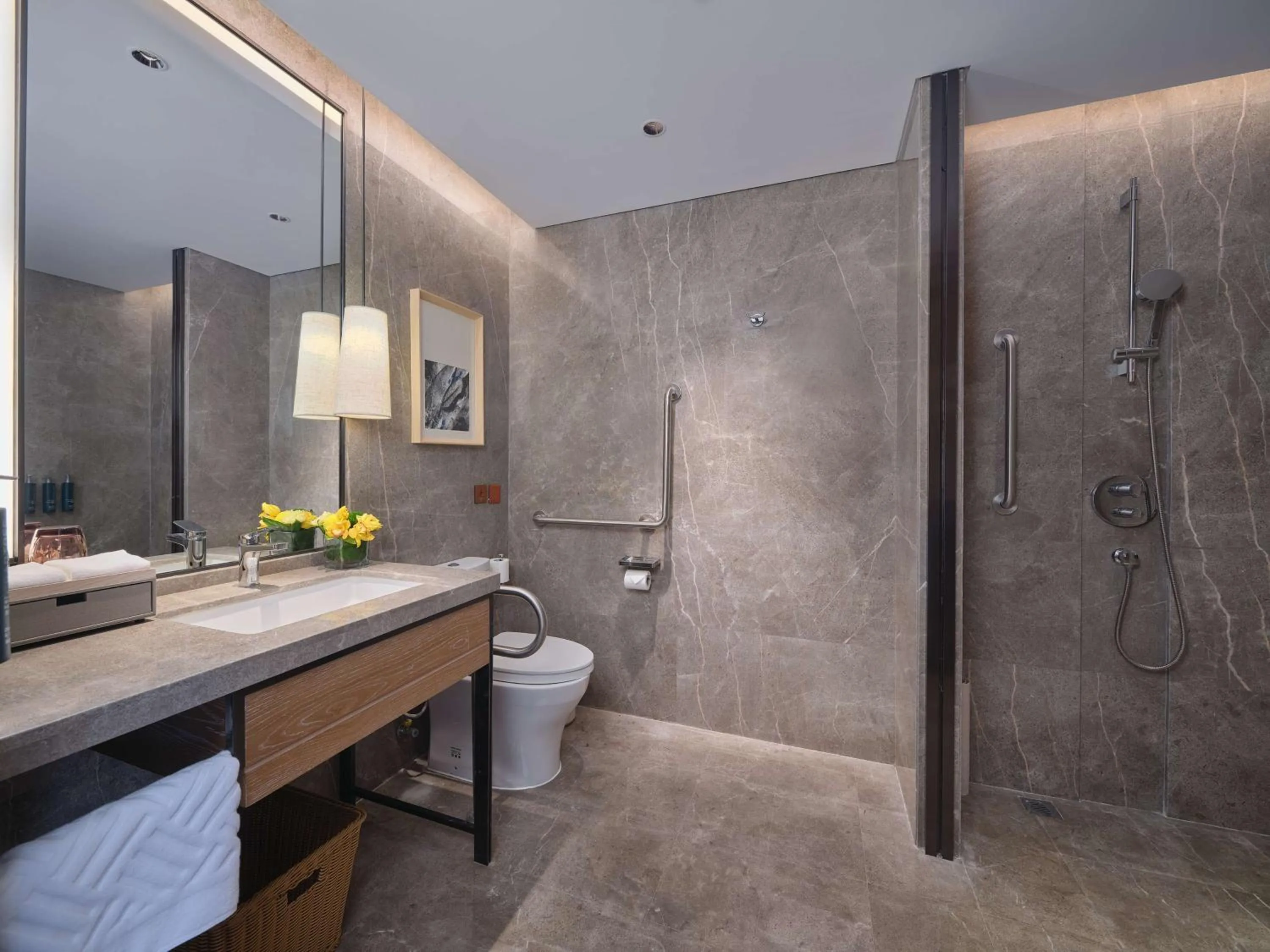 Bathroom in DoubleTree by Hilton Changbaishan Hot Spring