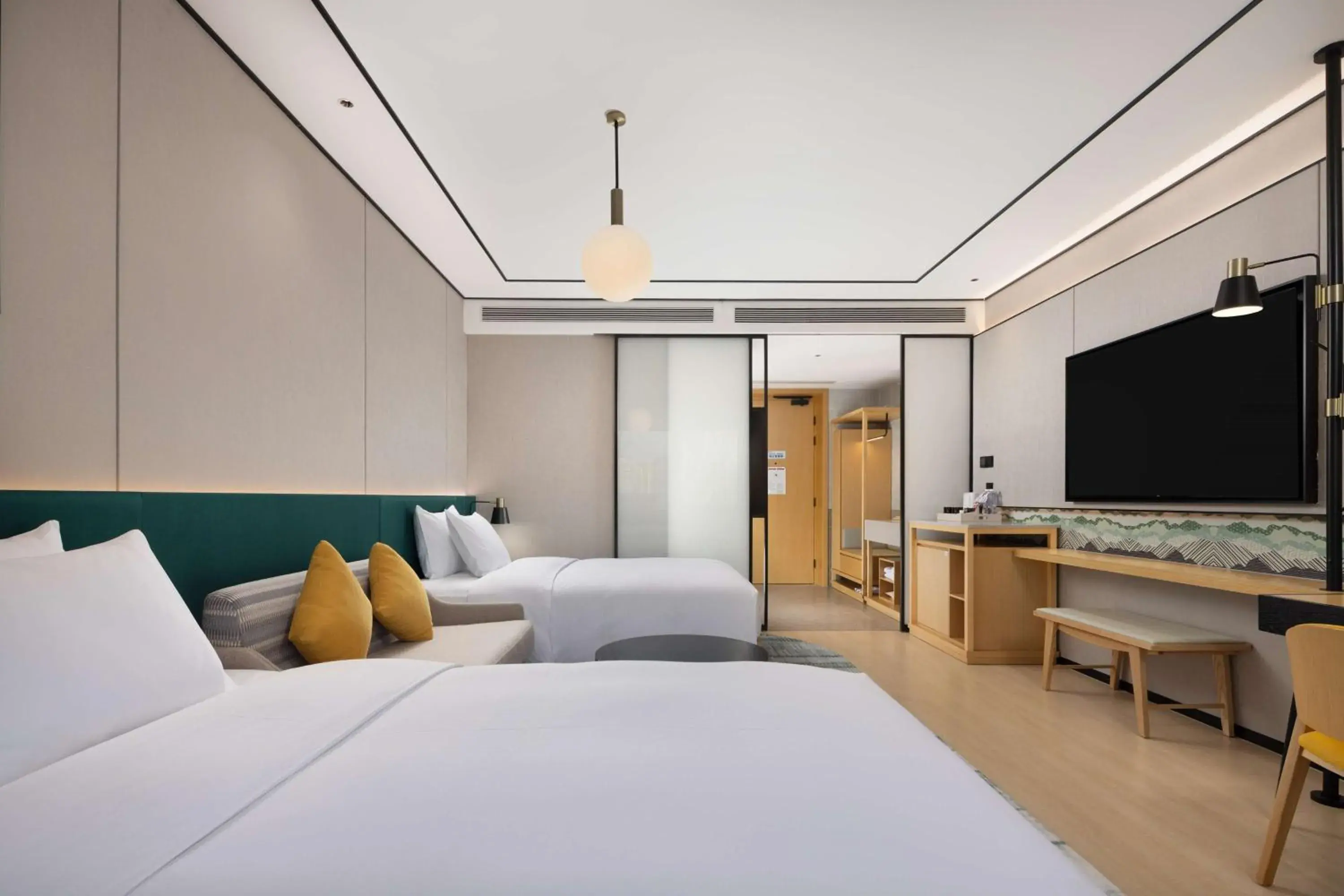 Bed in Hilton Garden Inn Zigong High-Tech Zone Bed in Hilton Garden Inn Zigong High-Tech Zone