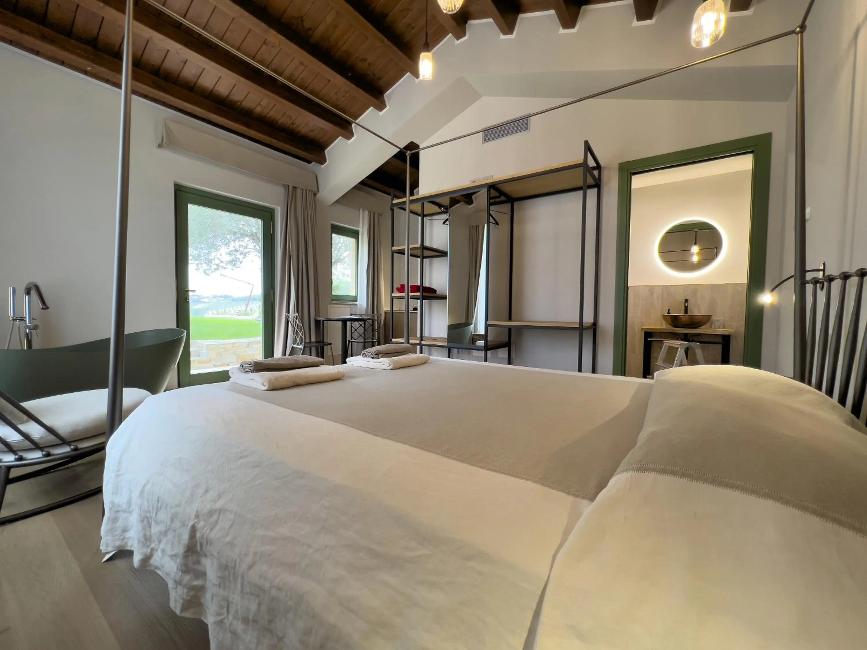 Bed in Relais Cocci Grifoni - Panoramic Wine Resort
