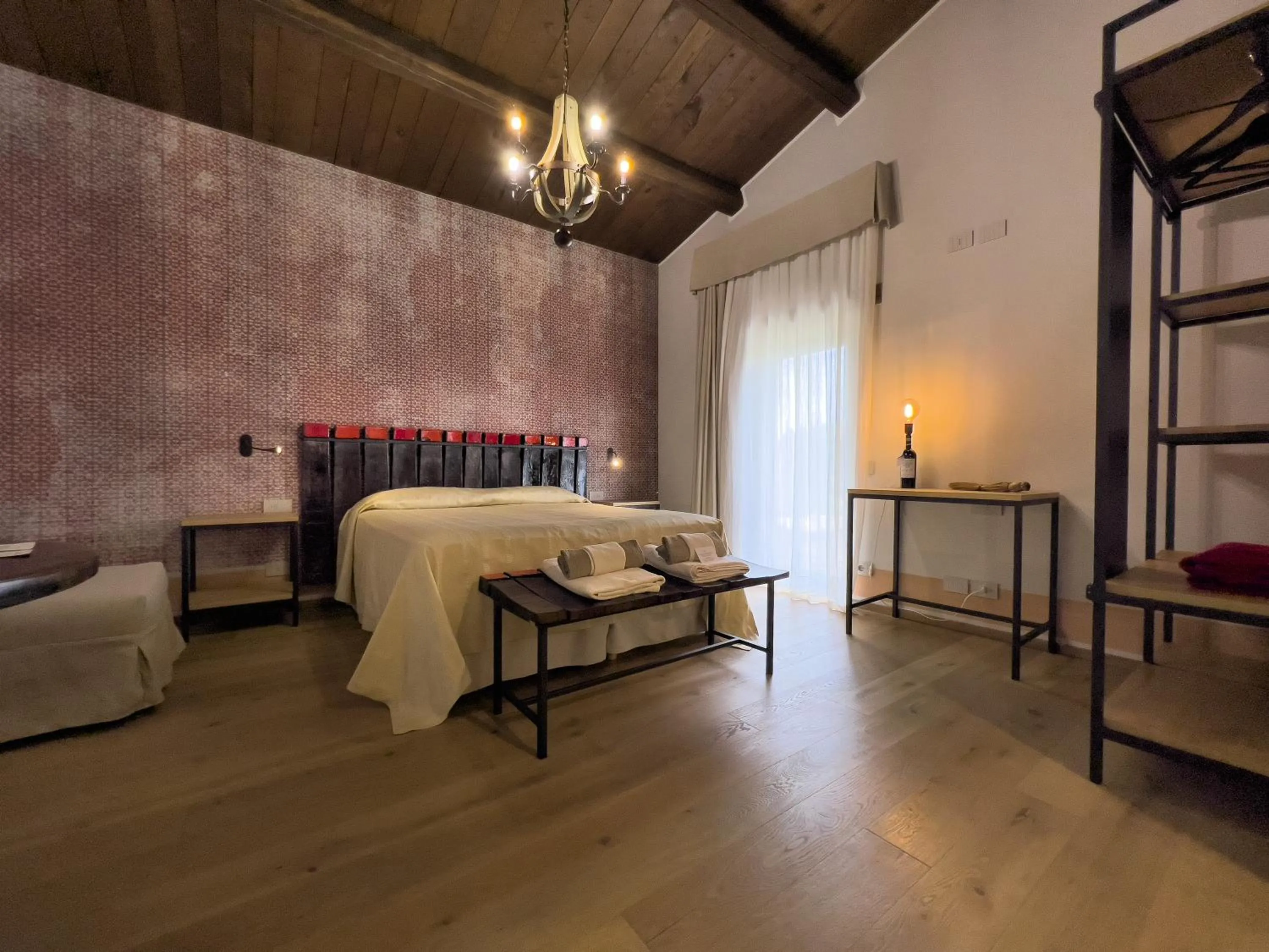 Bed in Relais Cocci Grifoni - Panoramic Wine Resort