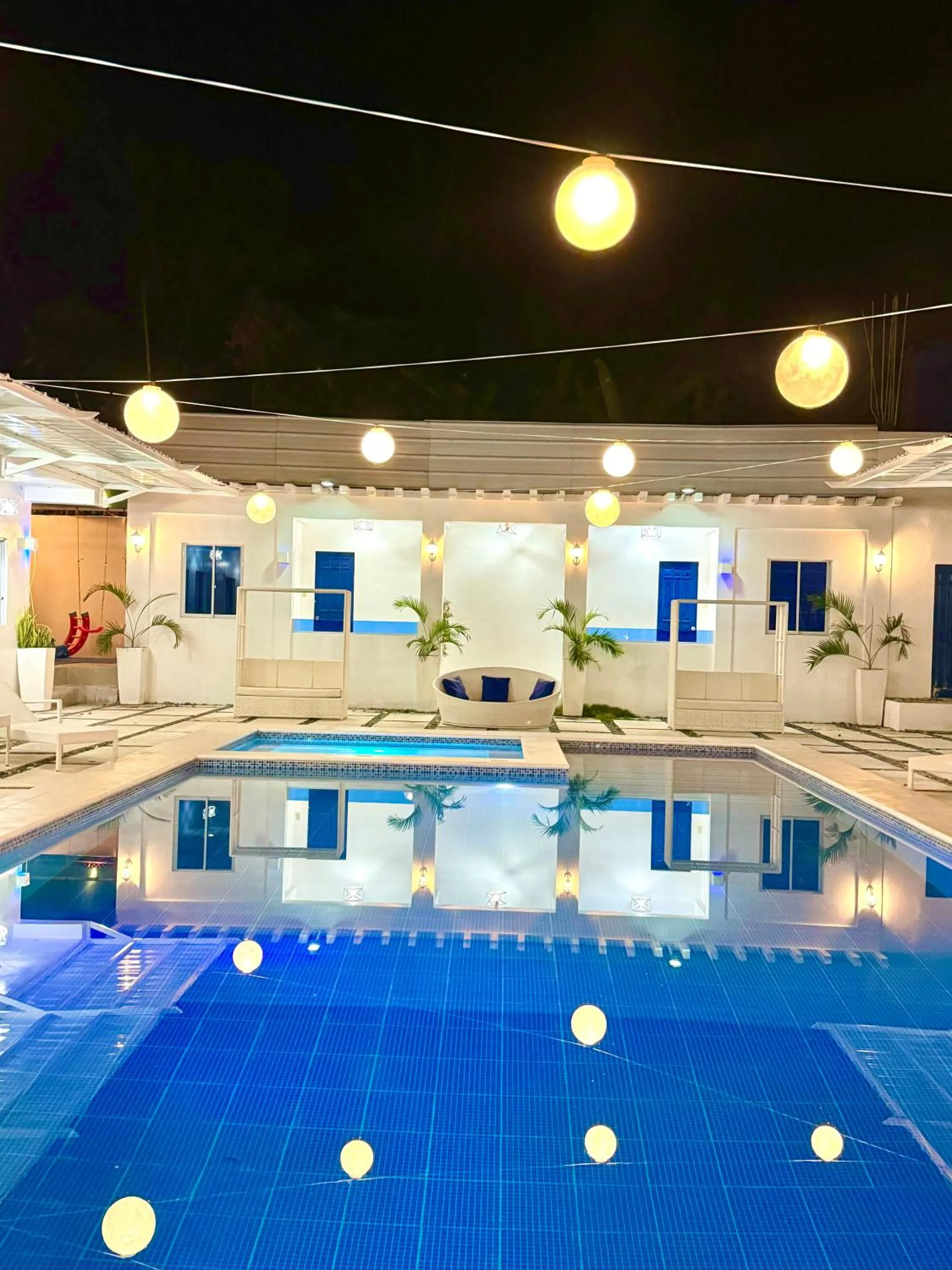 Swimming pool in Issa's Haven Resort