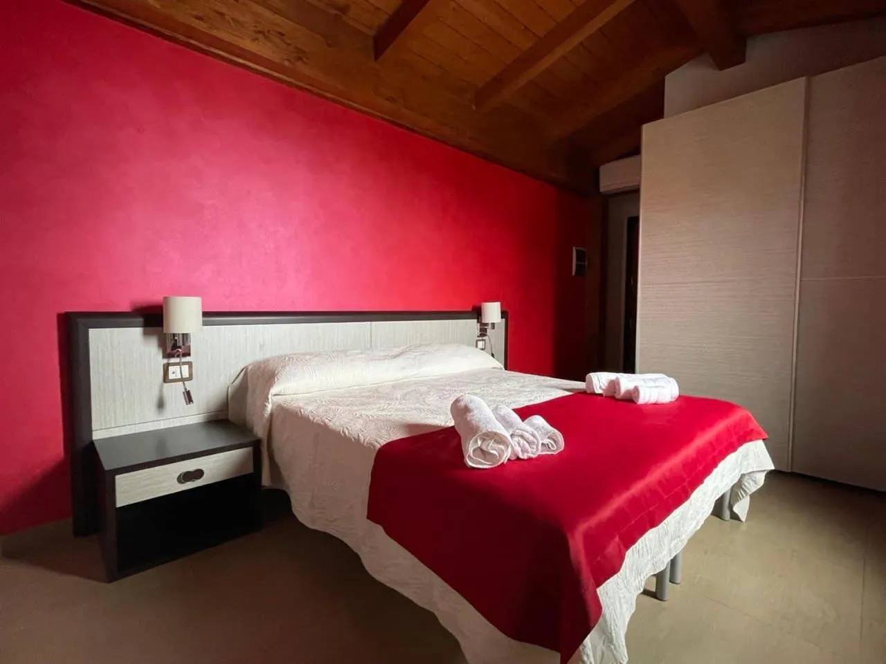 Photo of the whole room in Il Belvedere Guest House