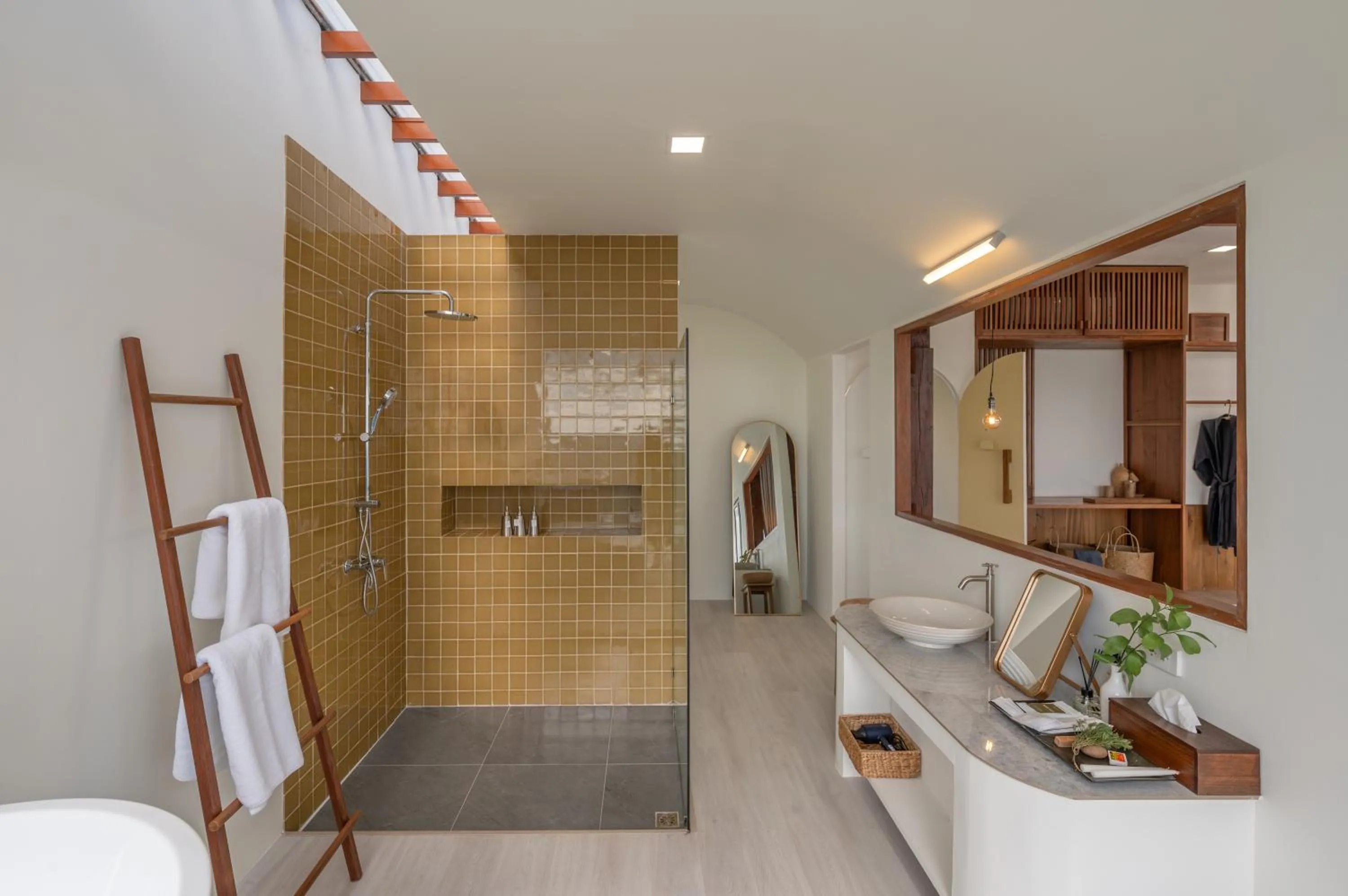 Bathroom in nai r kaad