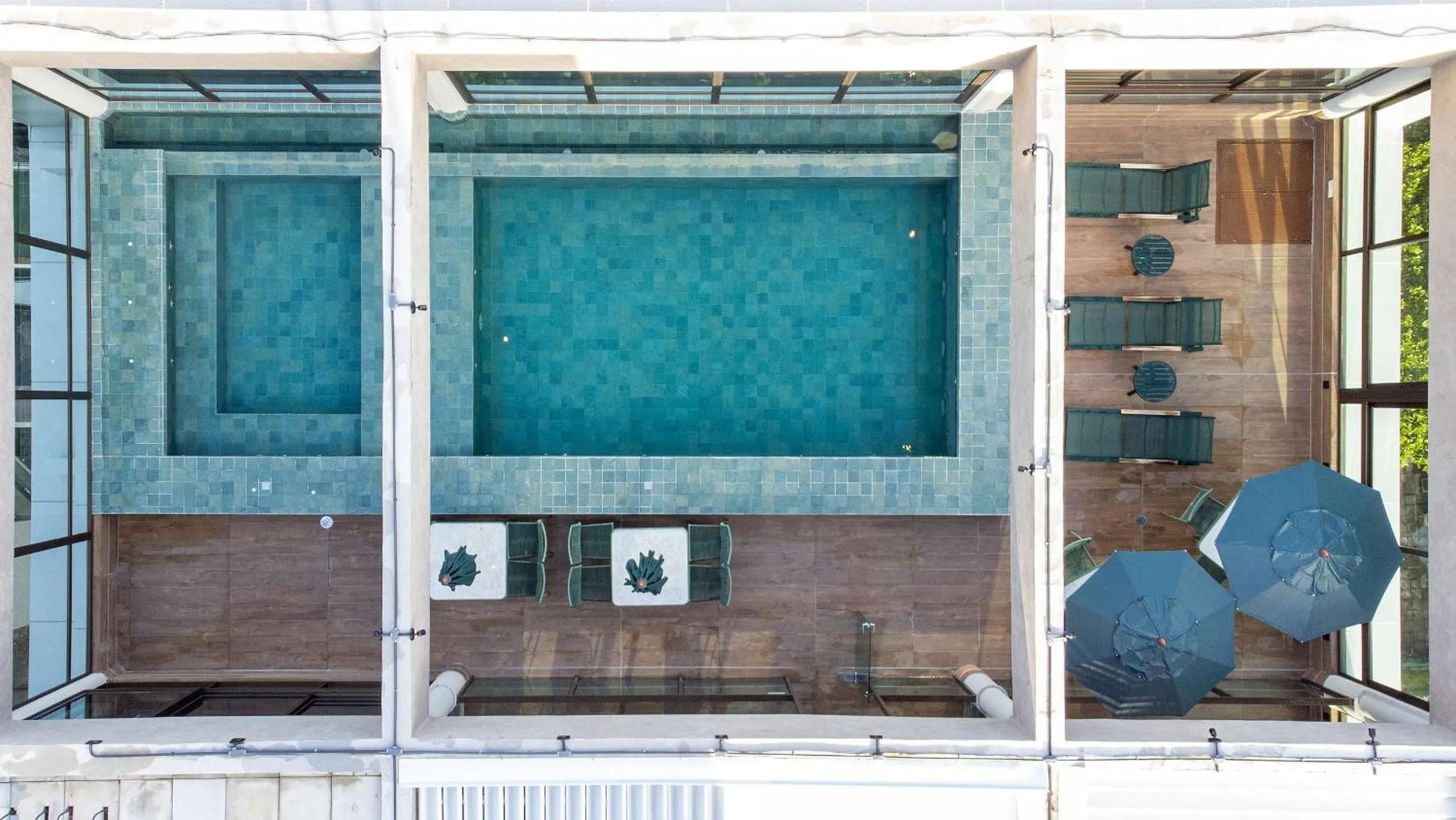 Swimming pool in Rooftop.470 Recife by Carpediem