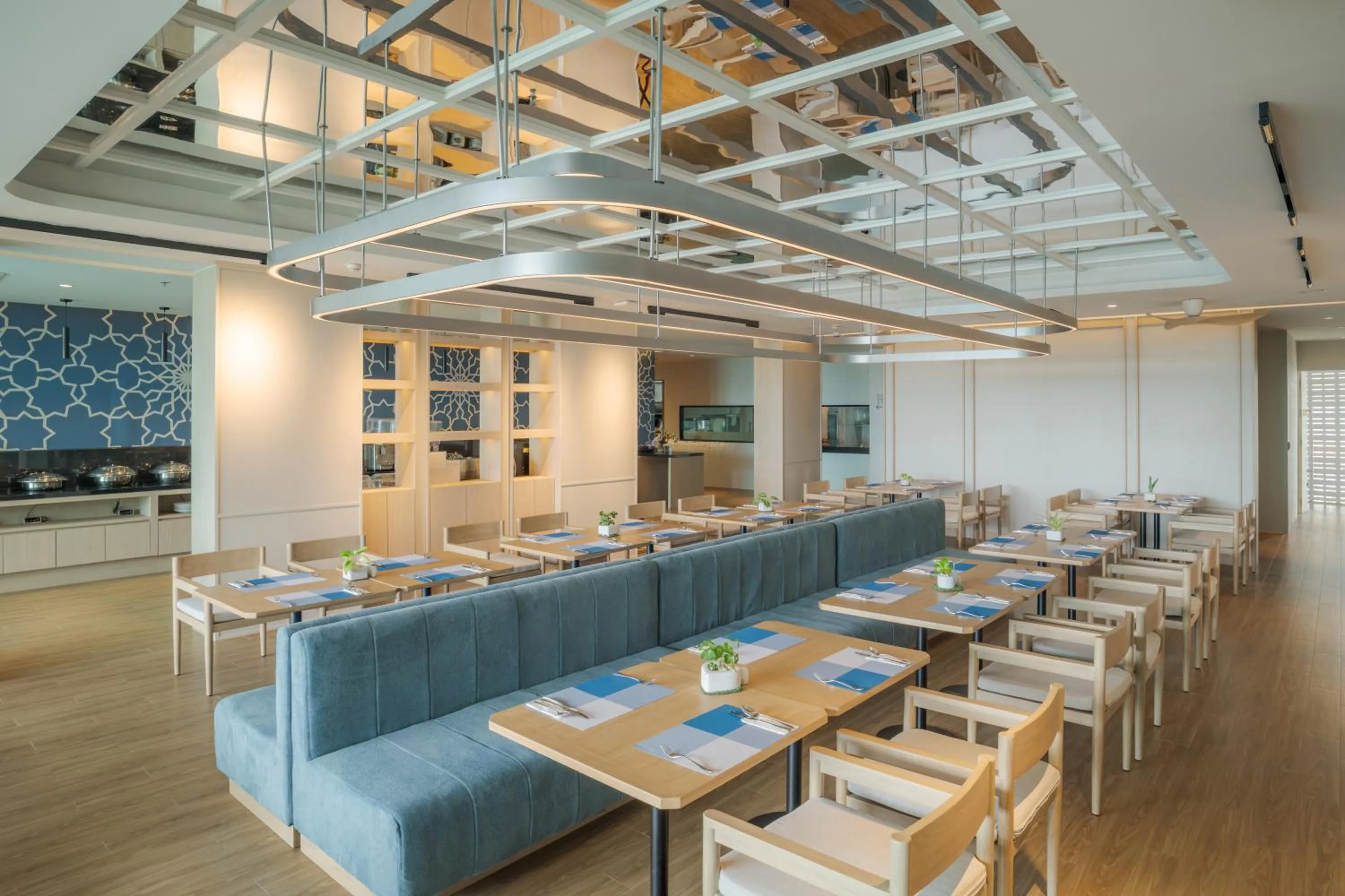 Restaurant/places to eat in The Yama Hotel Phuket