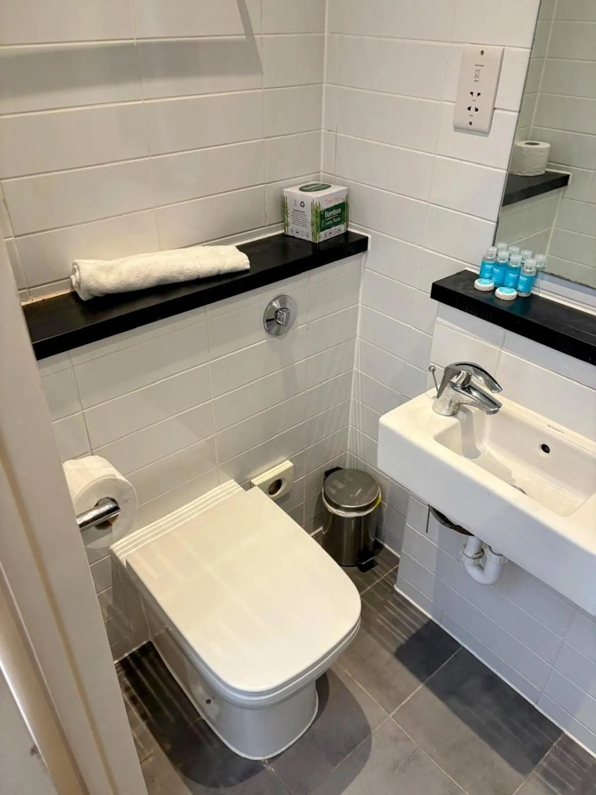 Toilet in City Continental London Kensington