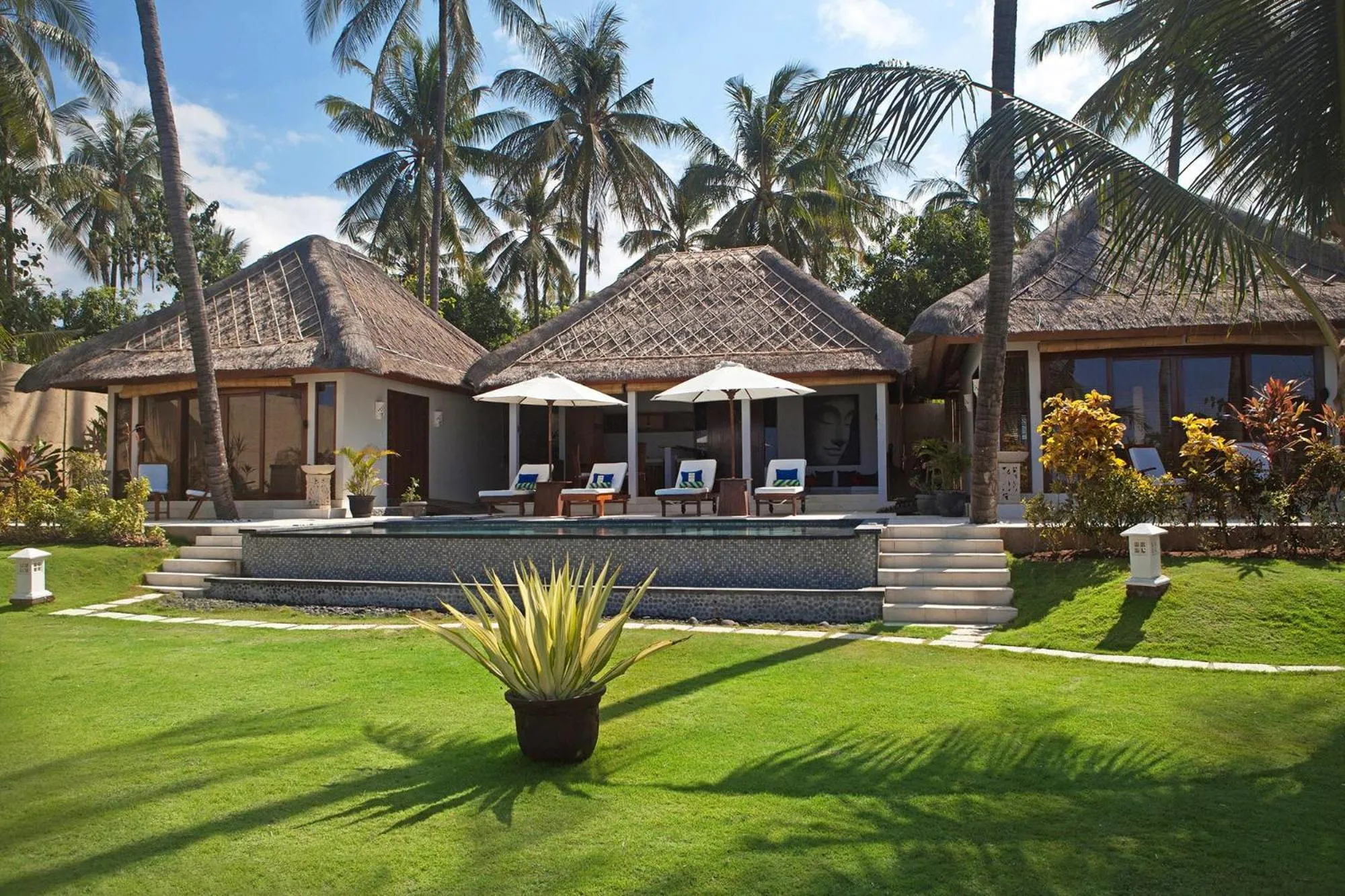 Property building in Siddhartha Oceanfront Resort & Spa Bali
