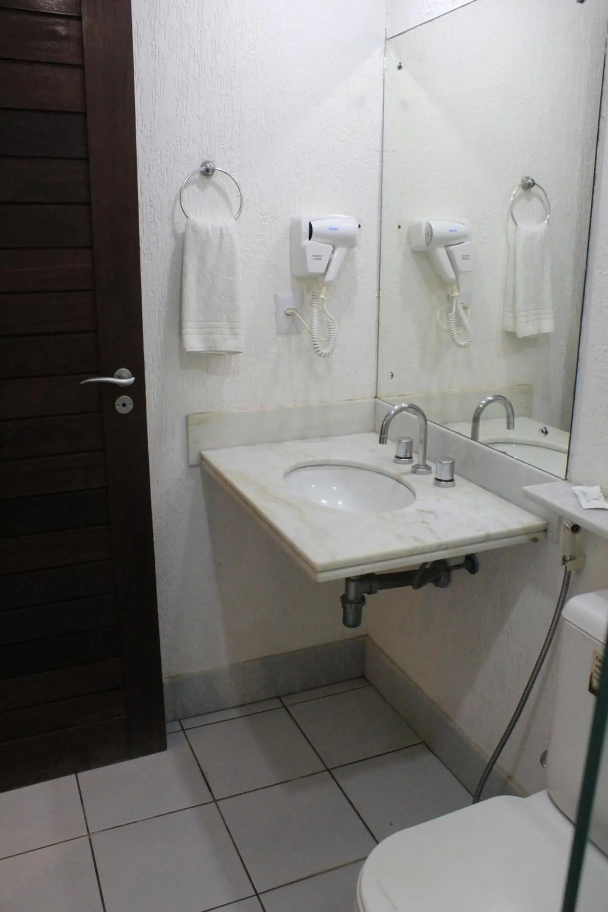 Toilet in Sunbrazil Hotel - Antigo Hotel Terra Brasilis Toilet in Sunbrazil Hotel - Antigo Hotel Terra Brasilis