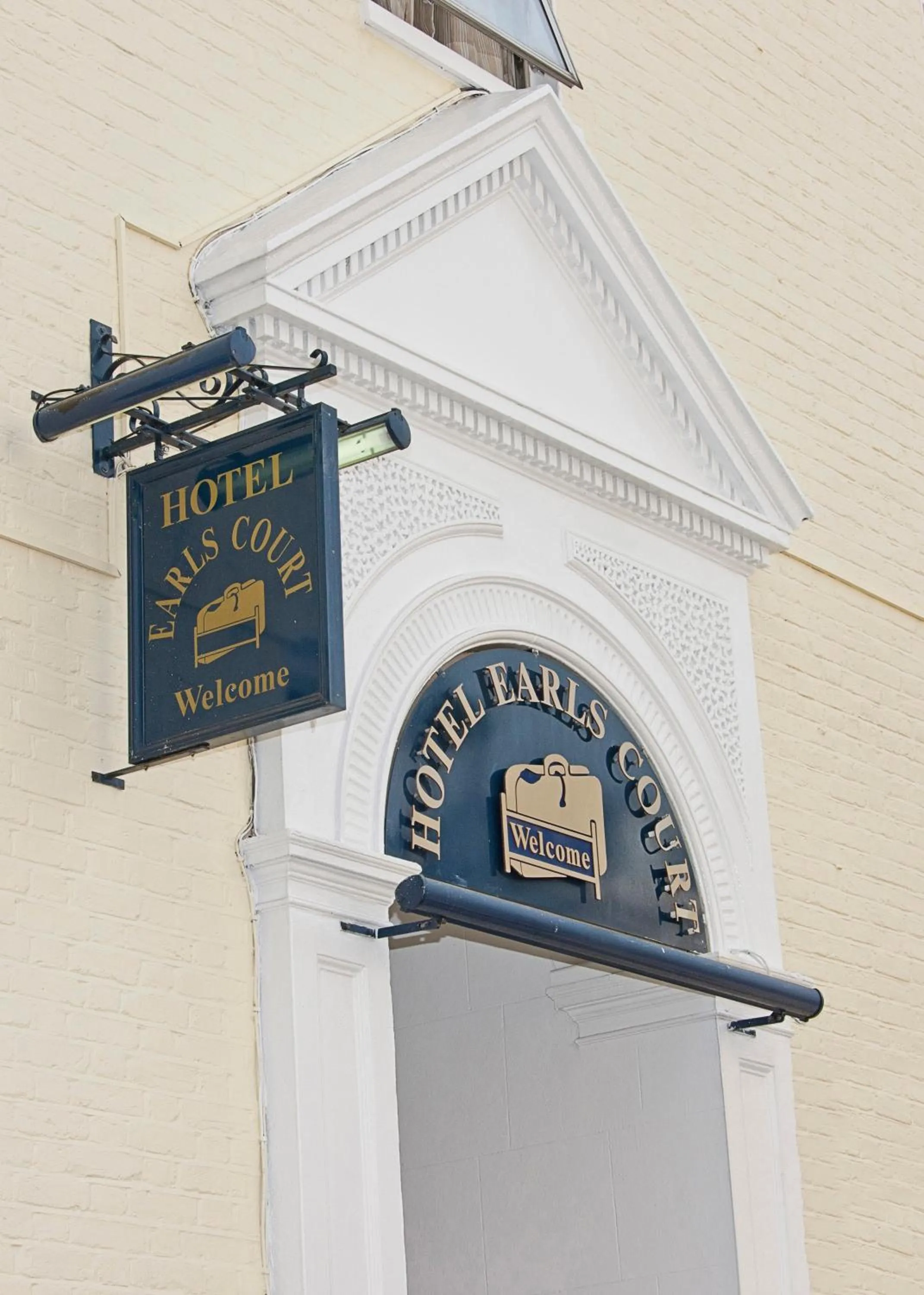 Facade/entrance in Earls Court Hotel