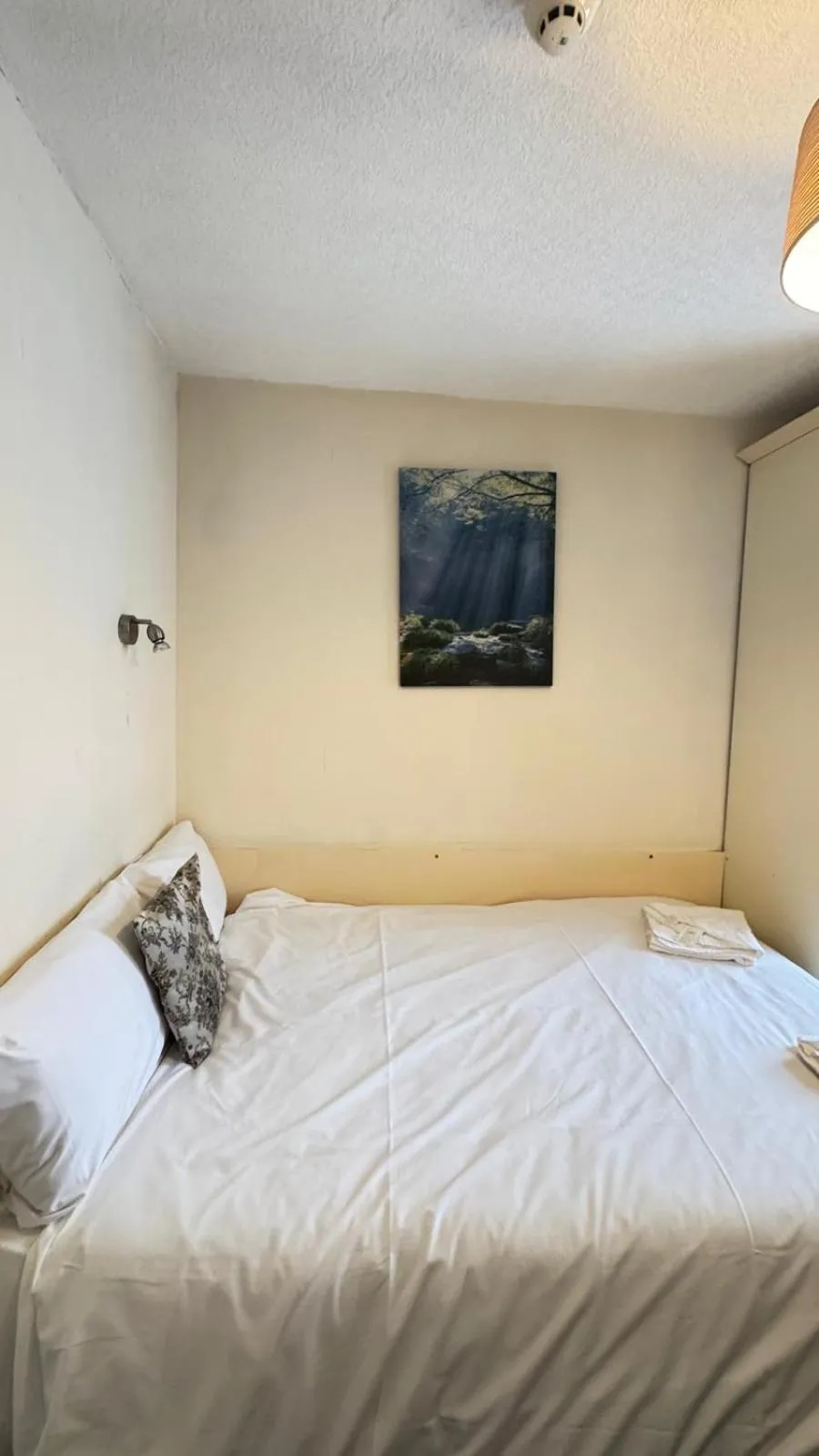 Bed in Earls Court Hotel