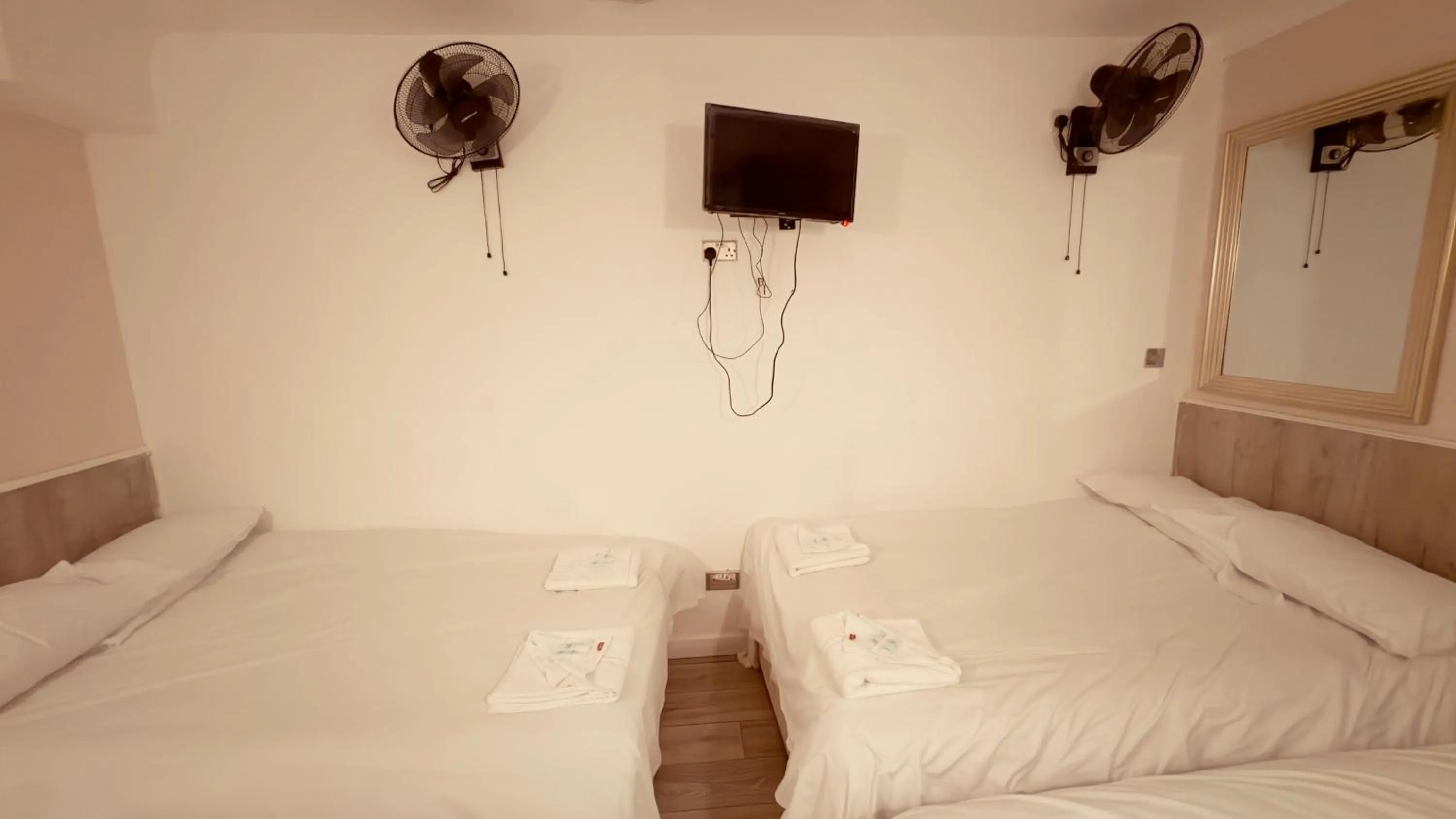 Bed in Earls Court Hotel