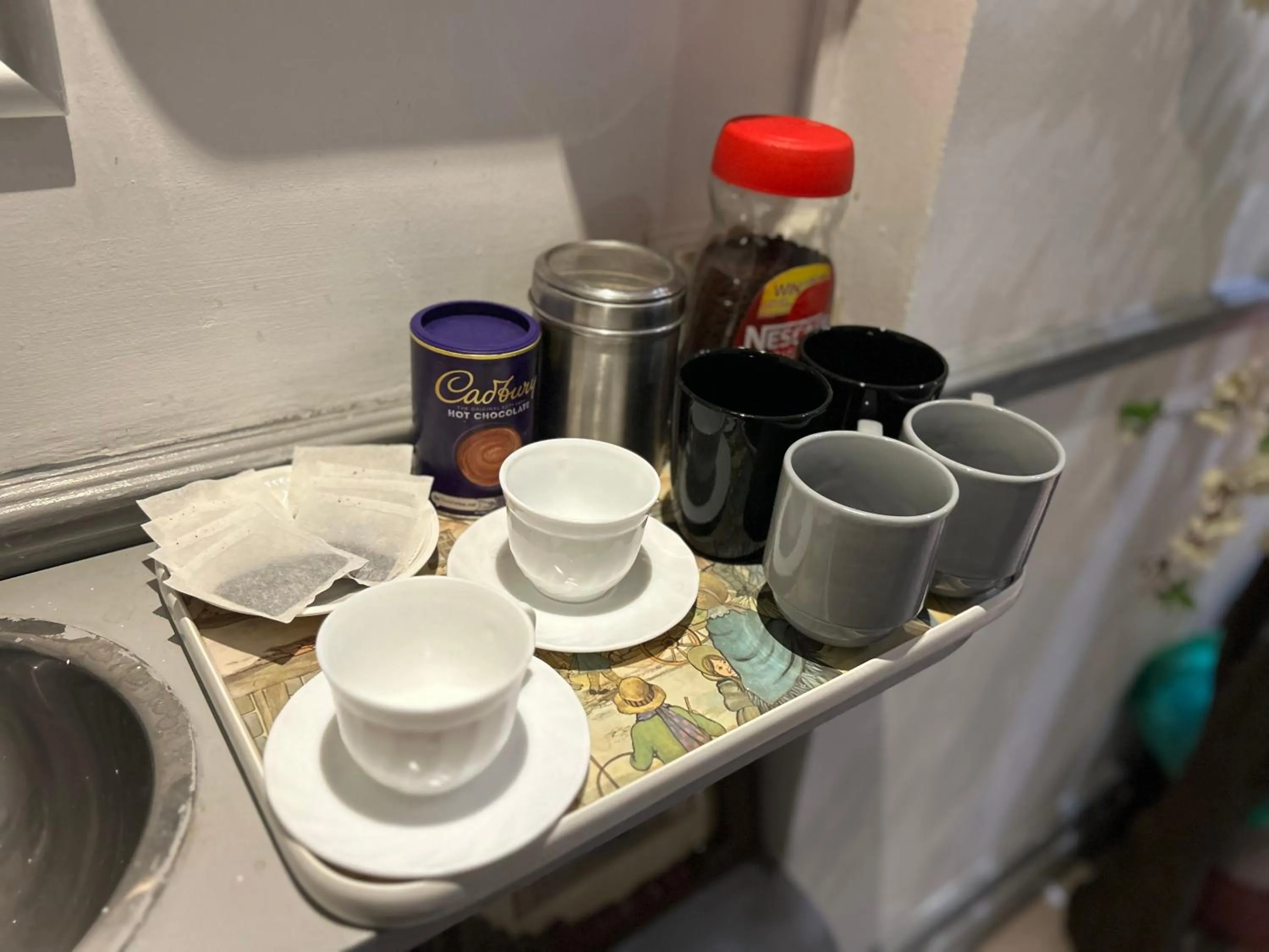 Drinks in Earls Court Hotel