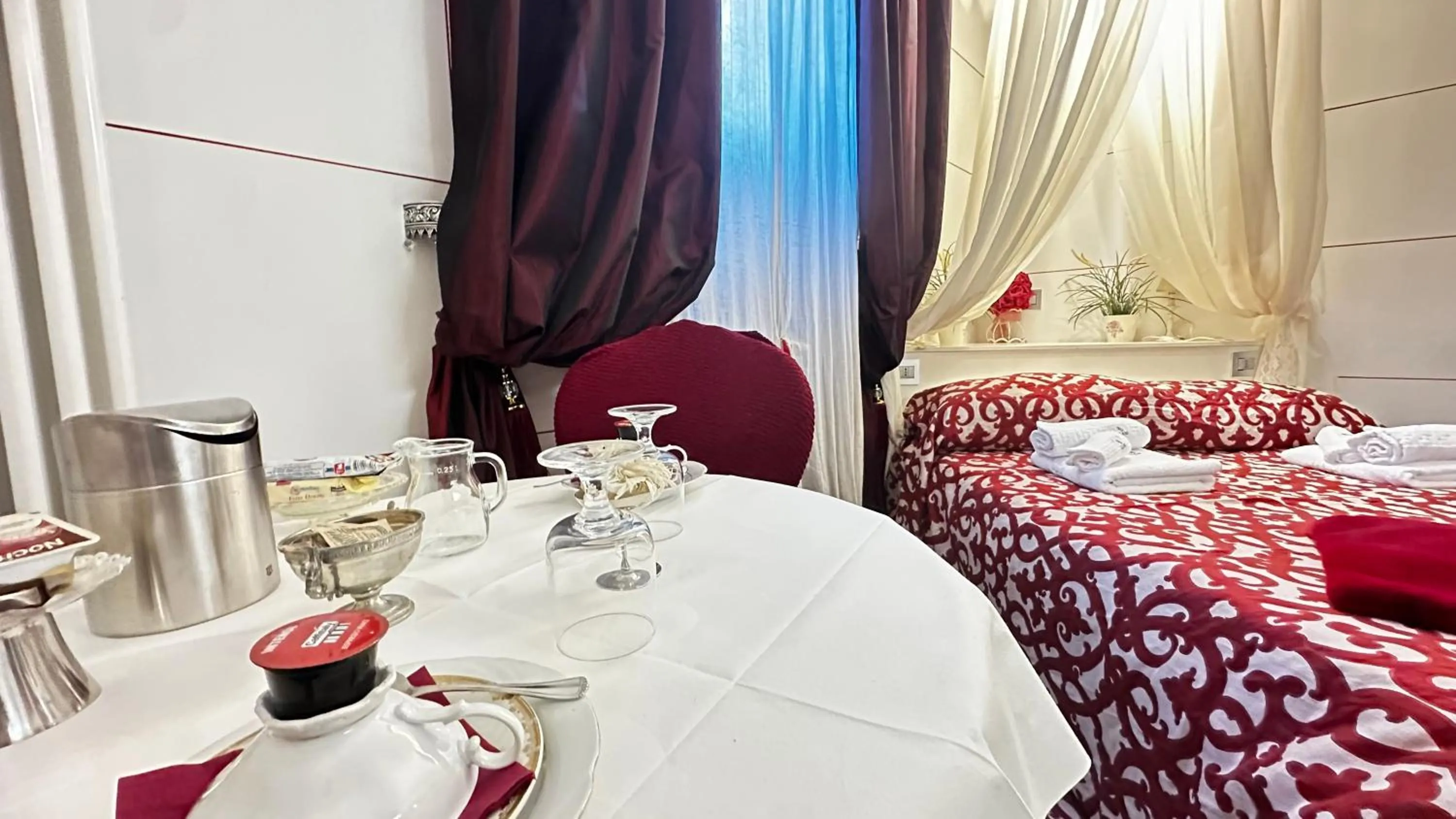 Bed in AB Suite Bohèmien B&B