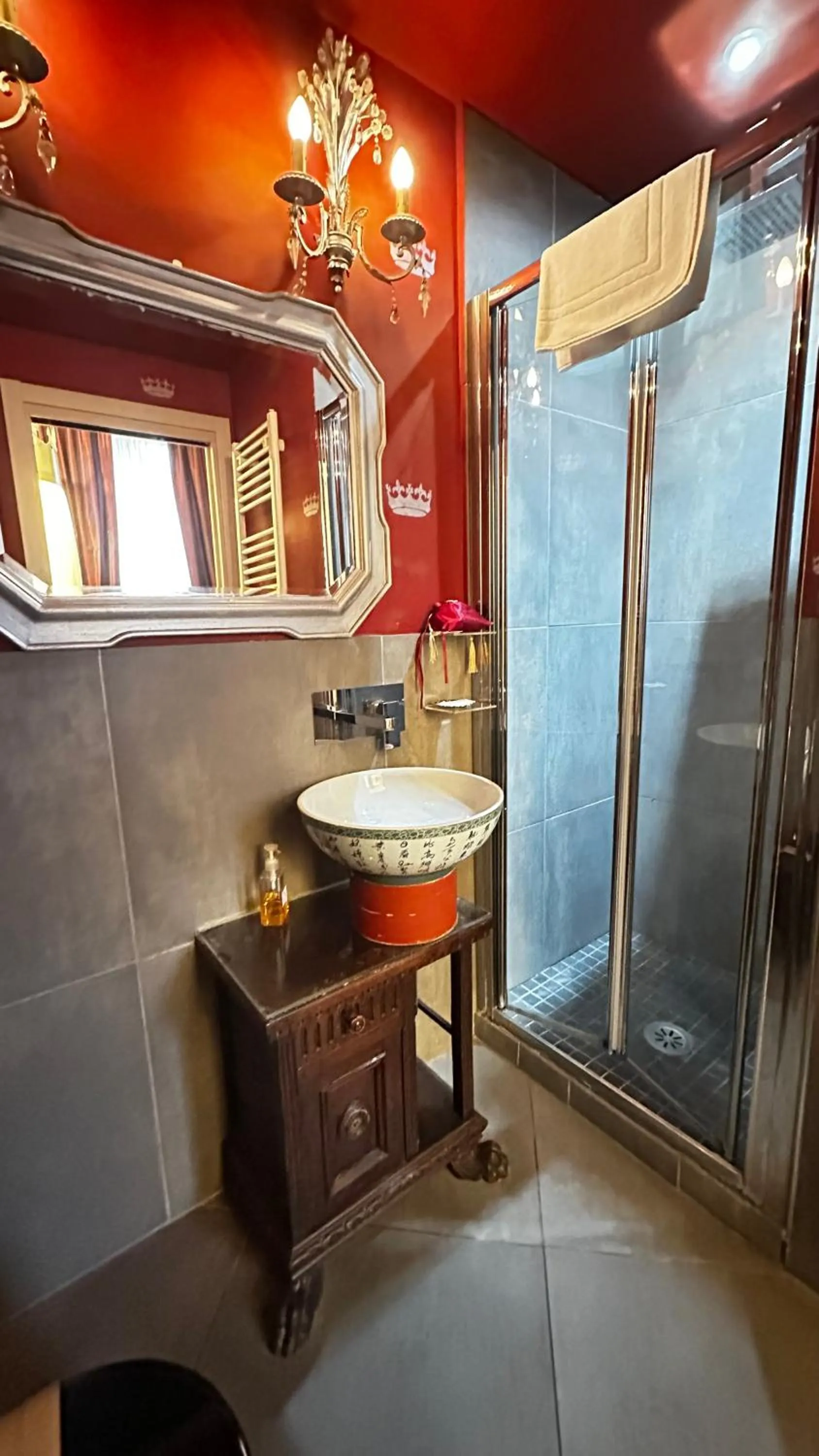 Bathroom in AB Suite Bohèmien B&B