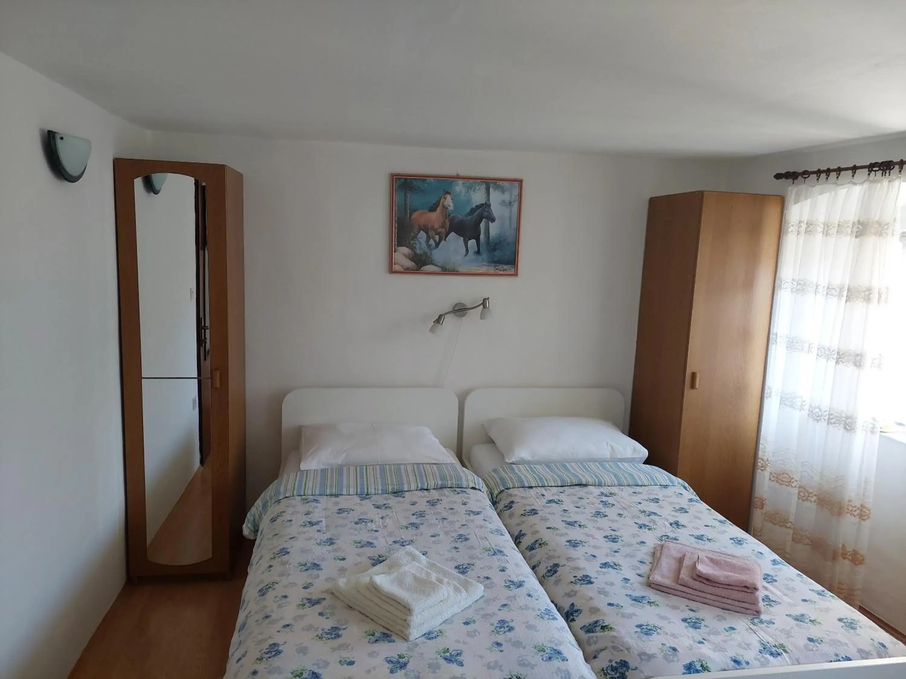 Twin Room with Garden View - single occupancy in Rooms Mario Twin Room with Garden View - single occupancy in Rooms Mario