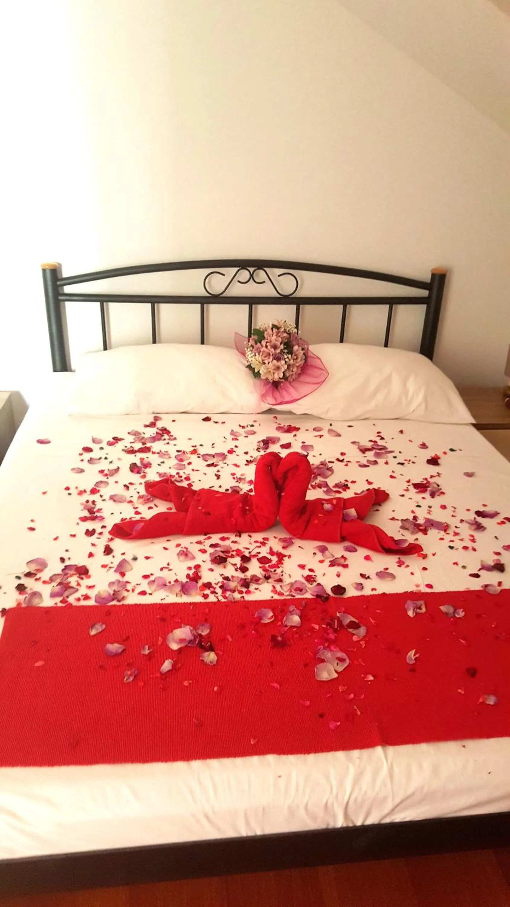 Bedroom in Apartments Ira