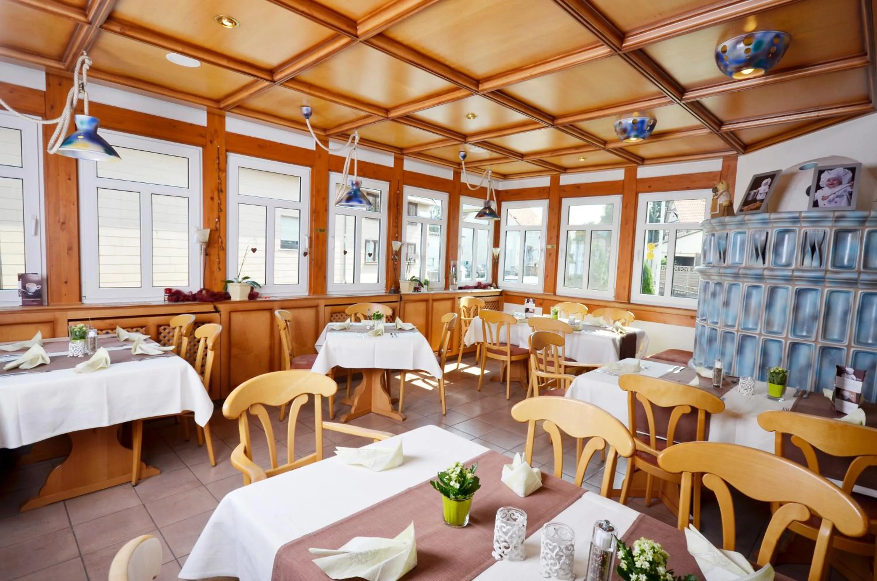 Restaurant/places to eat in Hotel Zur Schmiede