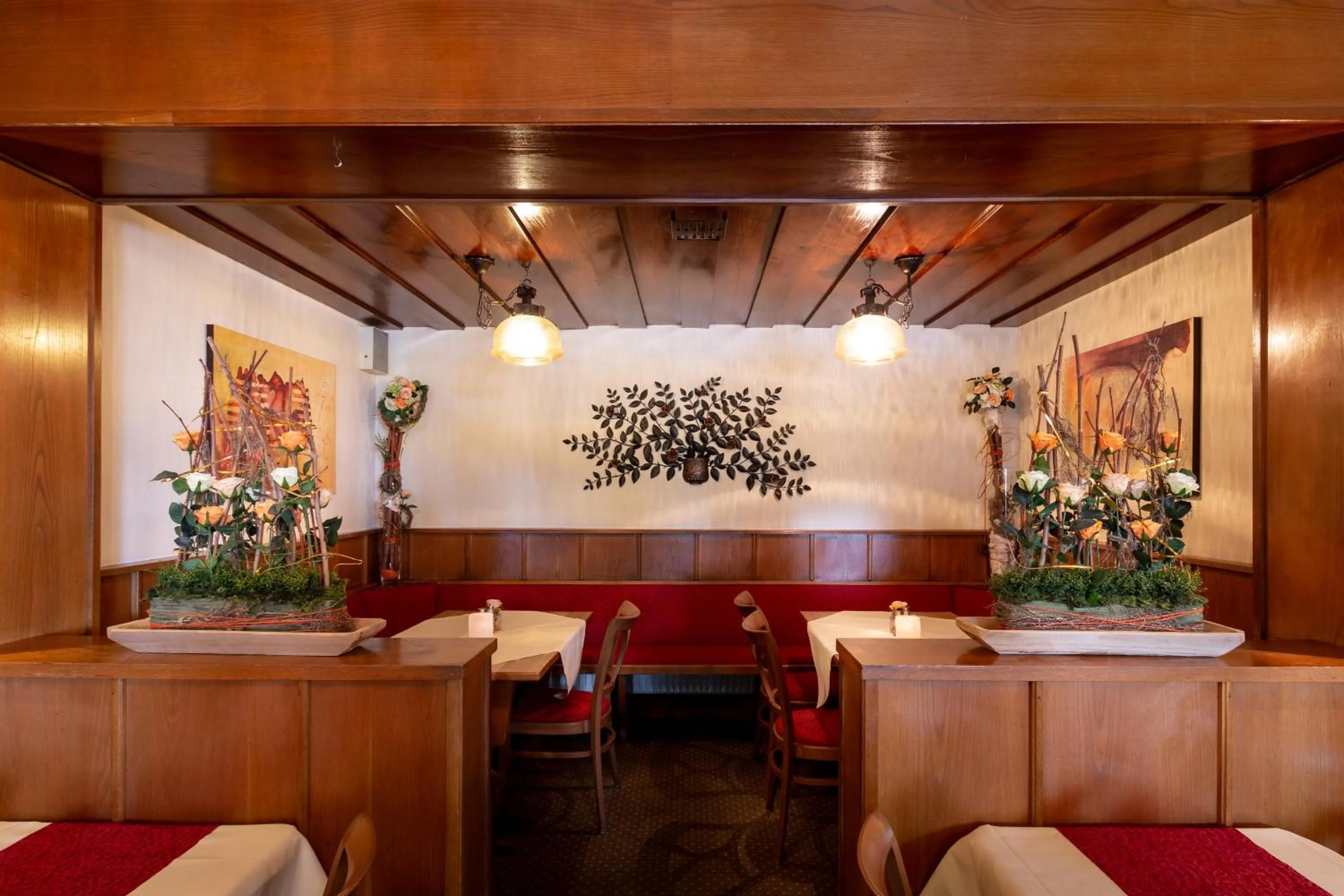 Restaurant/places to eat in Hotel Zum Rosengarten