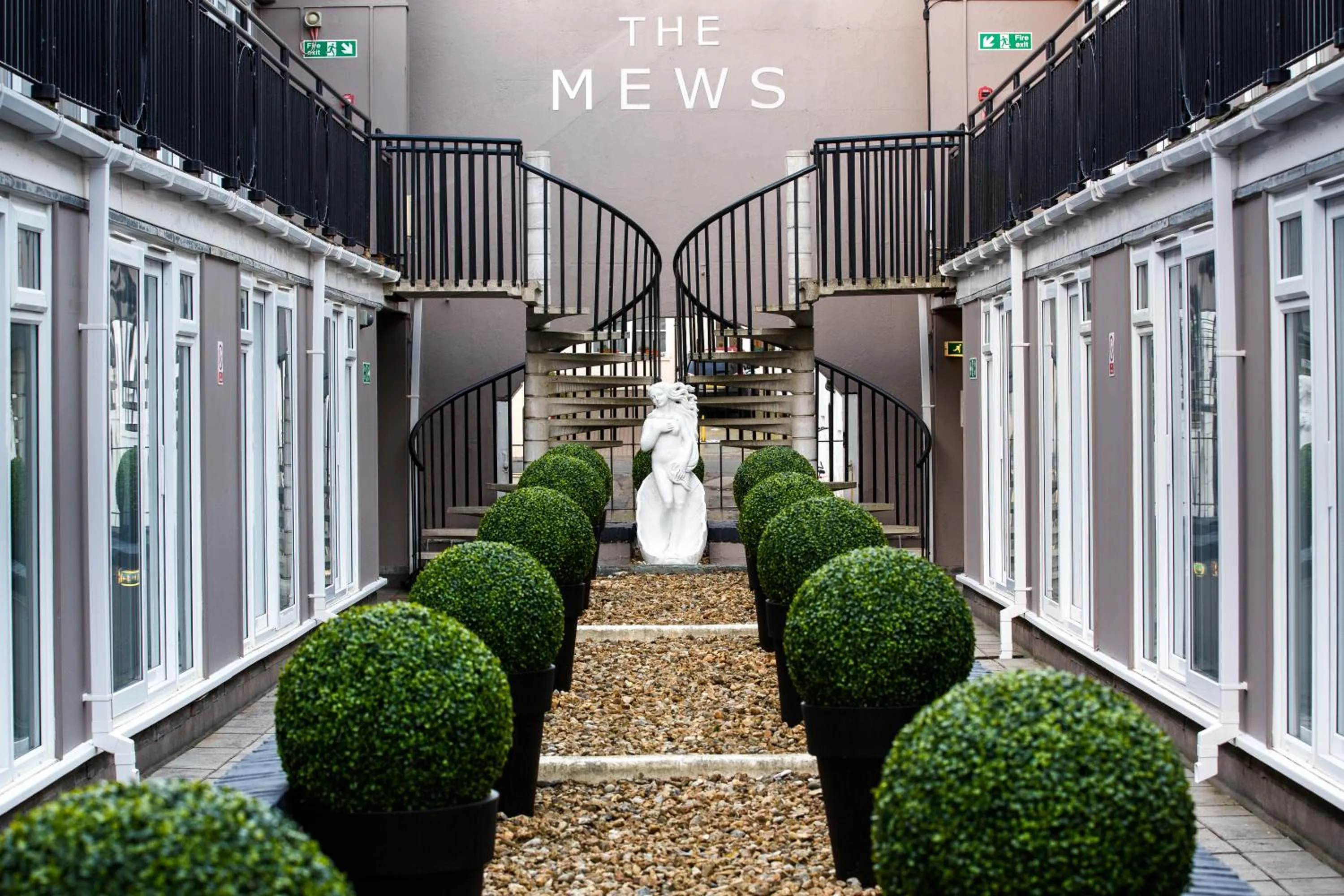 Garden in Mercure Brighton Seafront Hotel