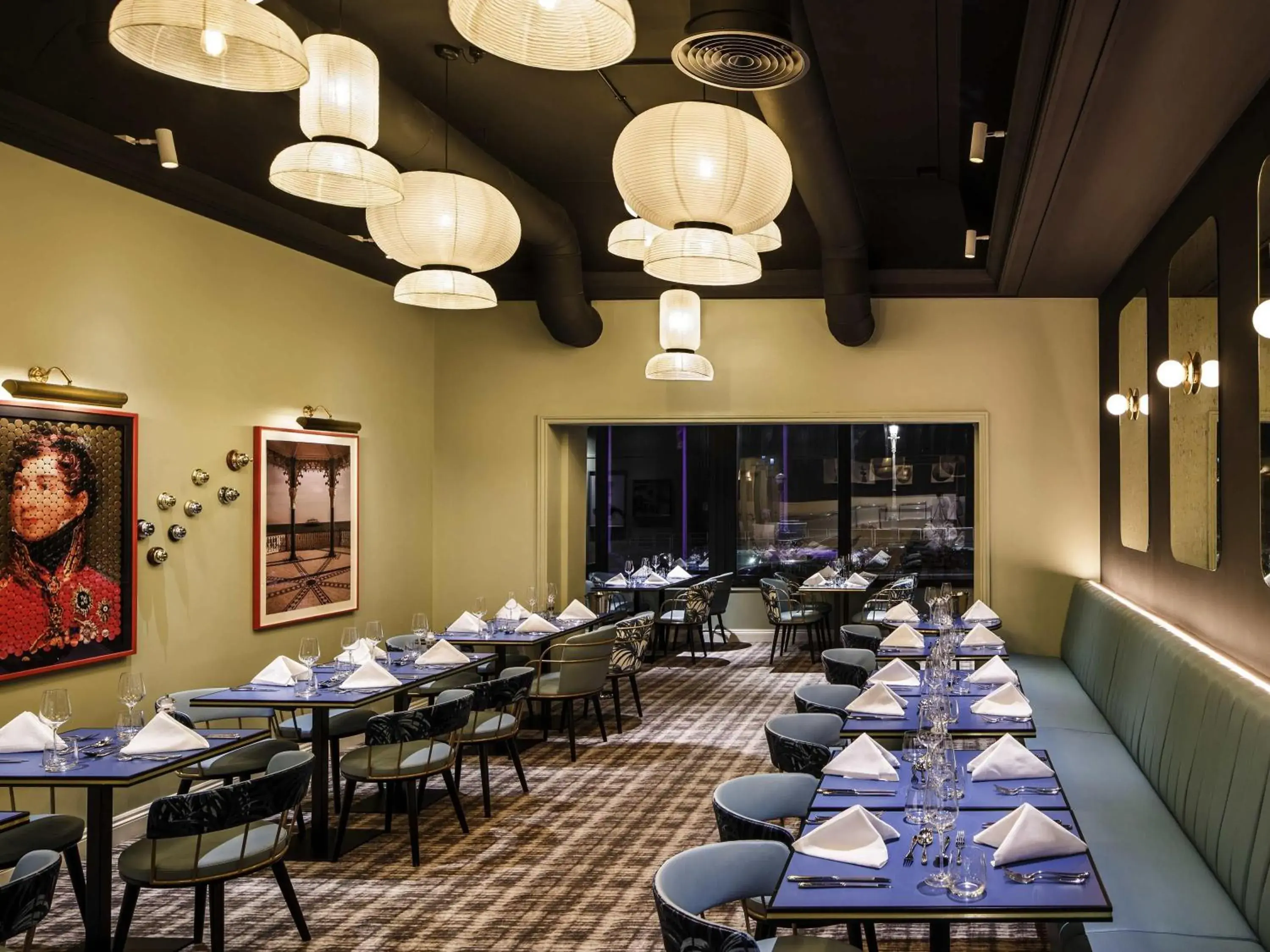 Restaurant/places to eat in Mercure Brighton Seafront Hotel Restaurant/places to eat in Mercure Brighton Seafront Hotel