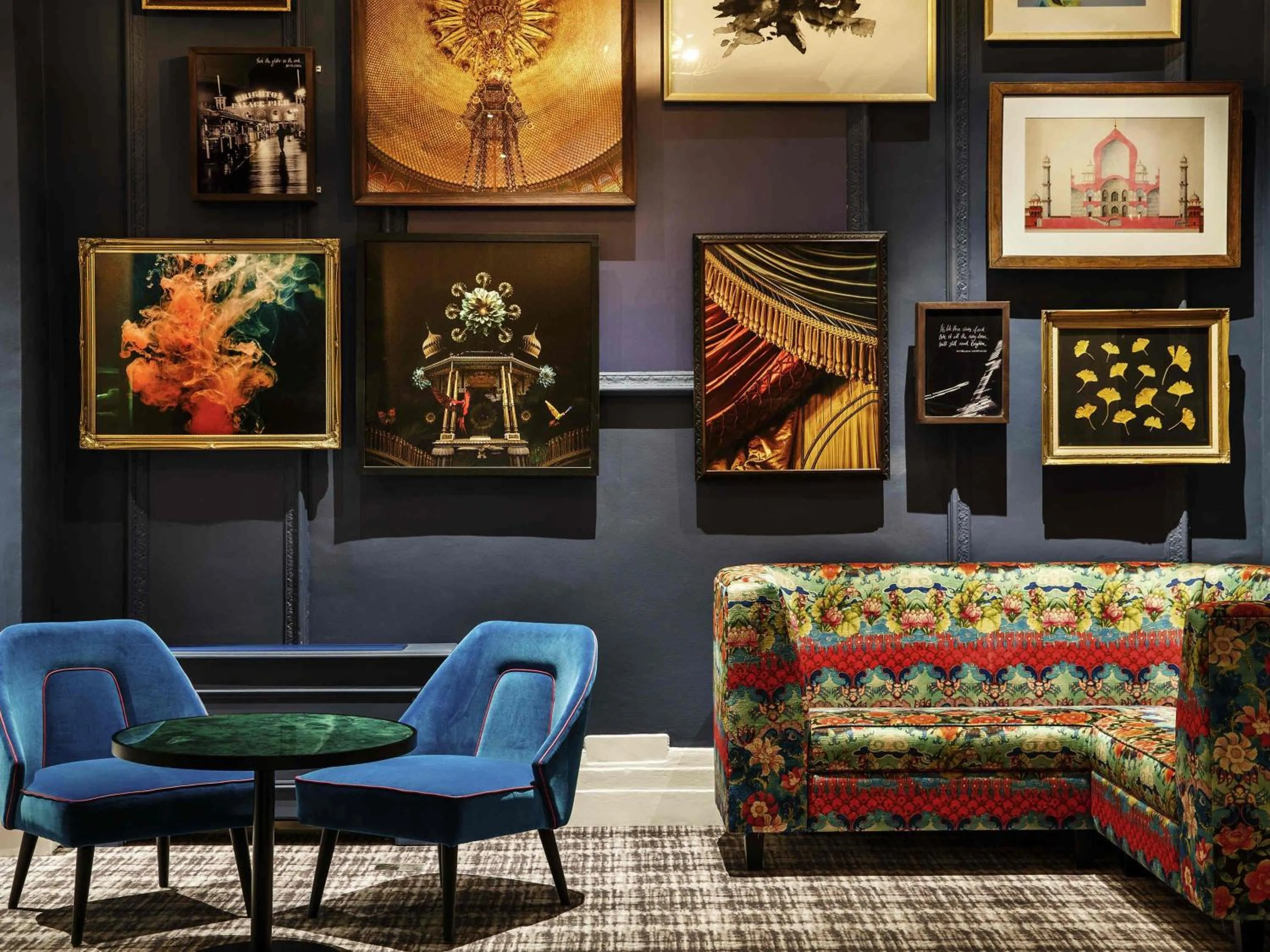 Property building in Mercure Brighton Seafront Hotel