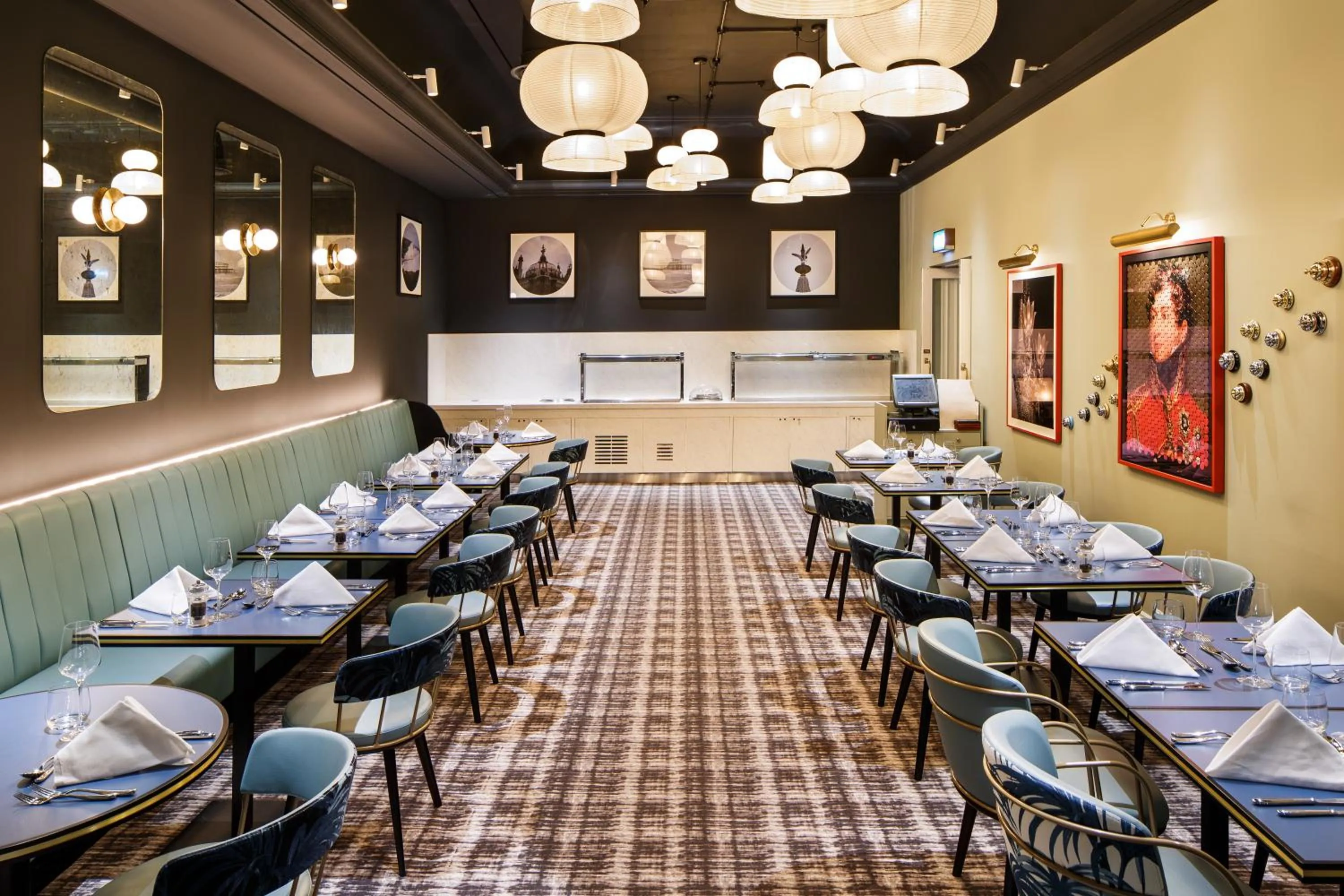 Restaurant/places to eat in Mercure Brighton Seafront Hotel