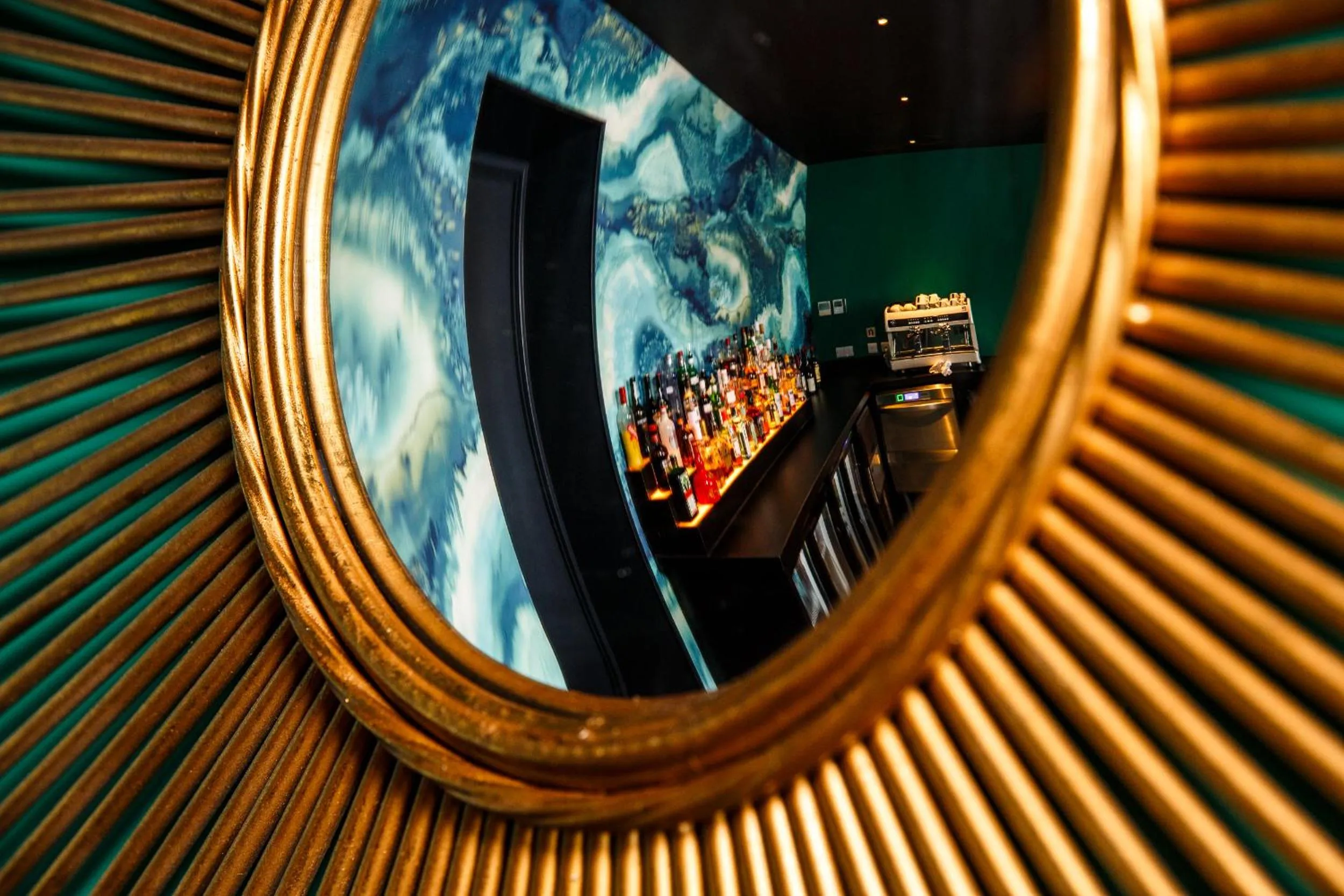 Property building in Mercure Brighton Seafront Hotel