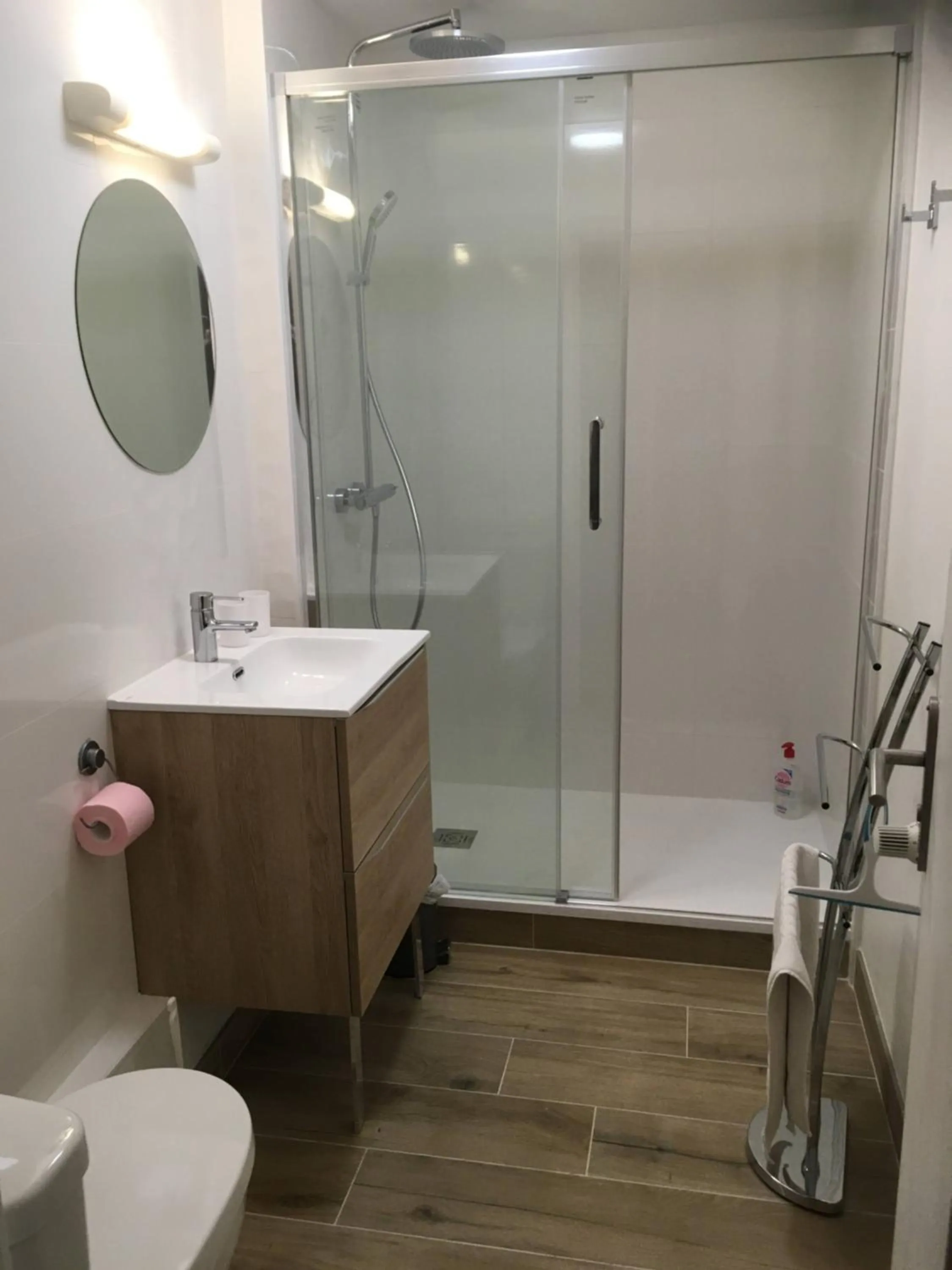 Shower in La Balastière