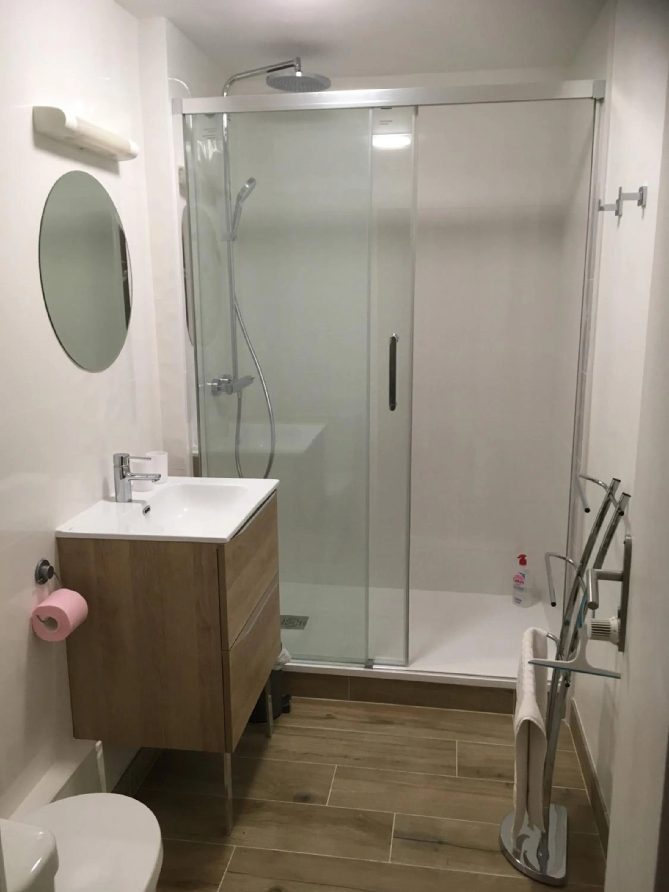 Shower in La Balastière