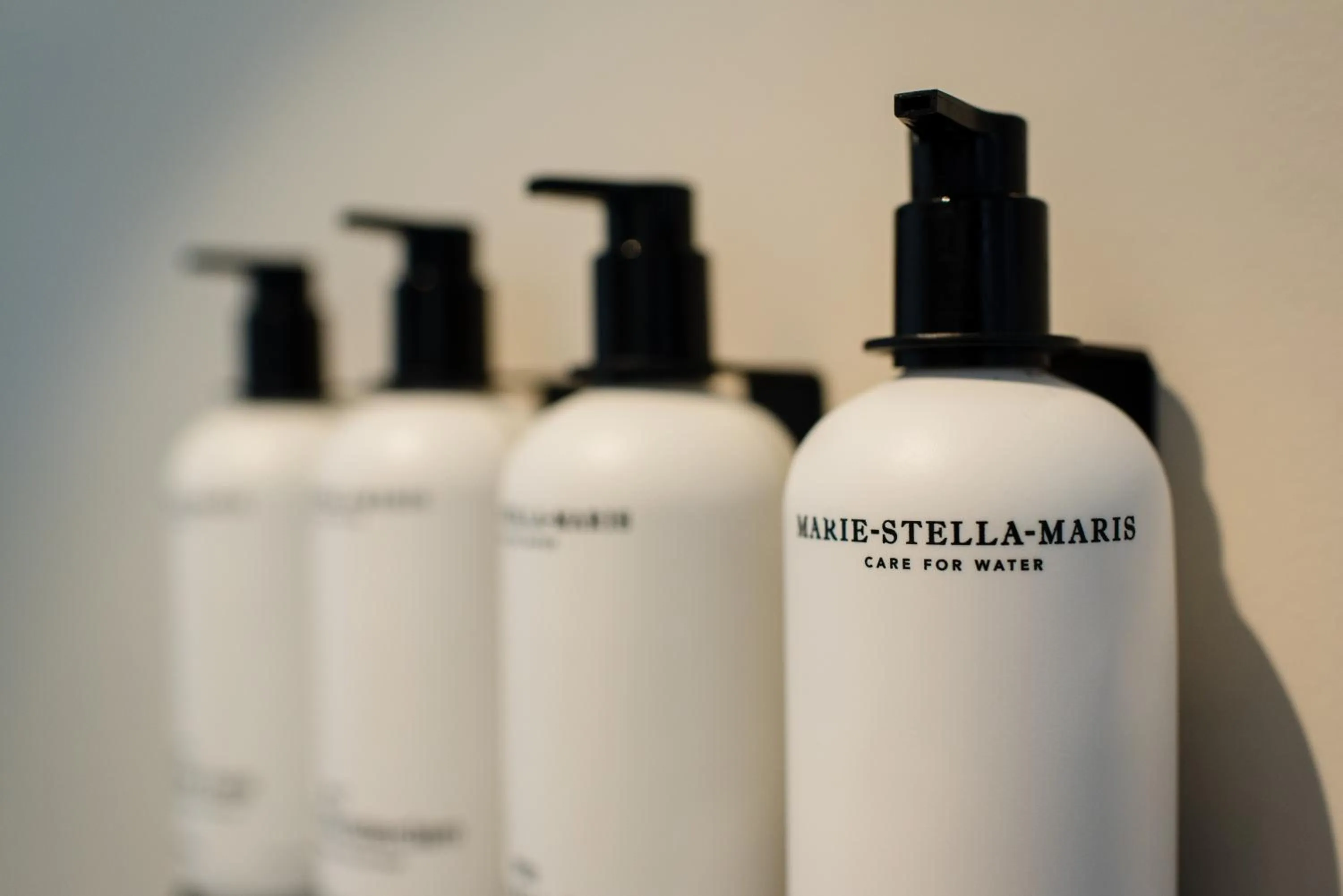 Shower in Van Heeckeren Hotel