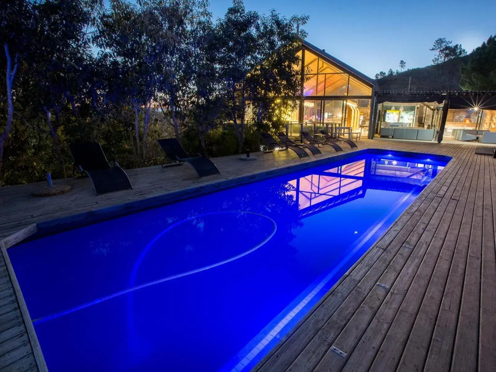 Property building in Old Mac Daddy Property building in Old Mac Daddy