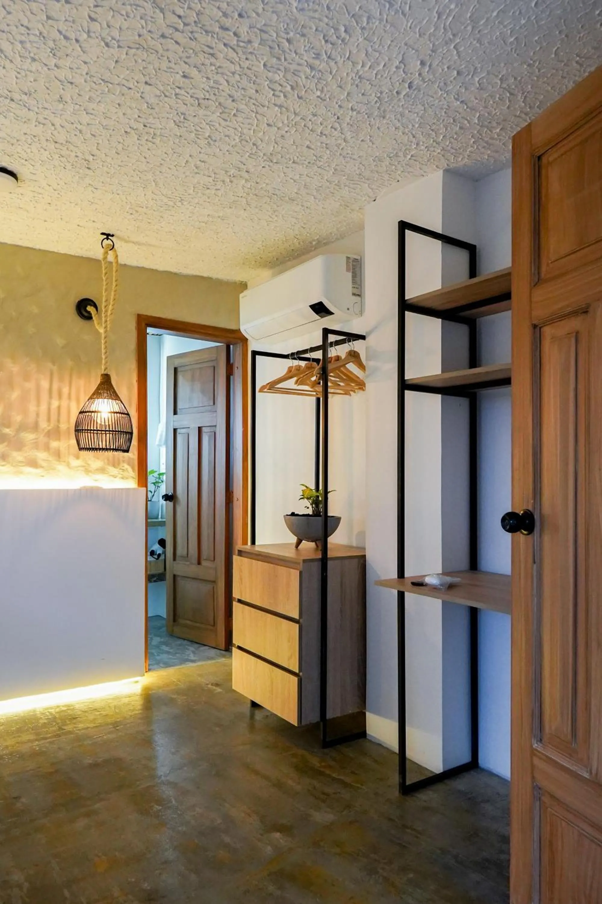 wardrobe in Cannatel Exclusive Hotel