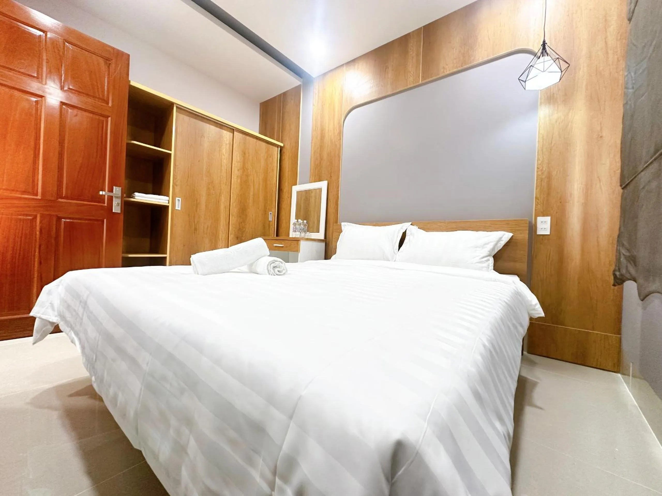 Bed in Milanesa Hotel and Apartment