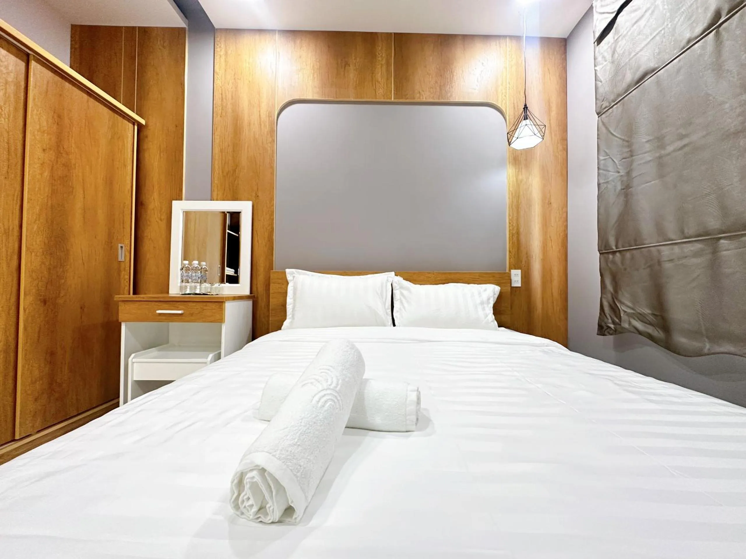 Bed in Milanesa Hotel and Apartment