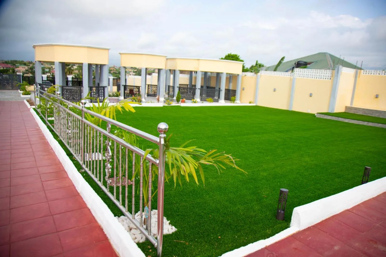 Property building in Bella Ella Hotel & Event Center