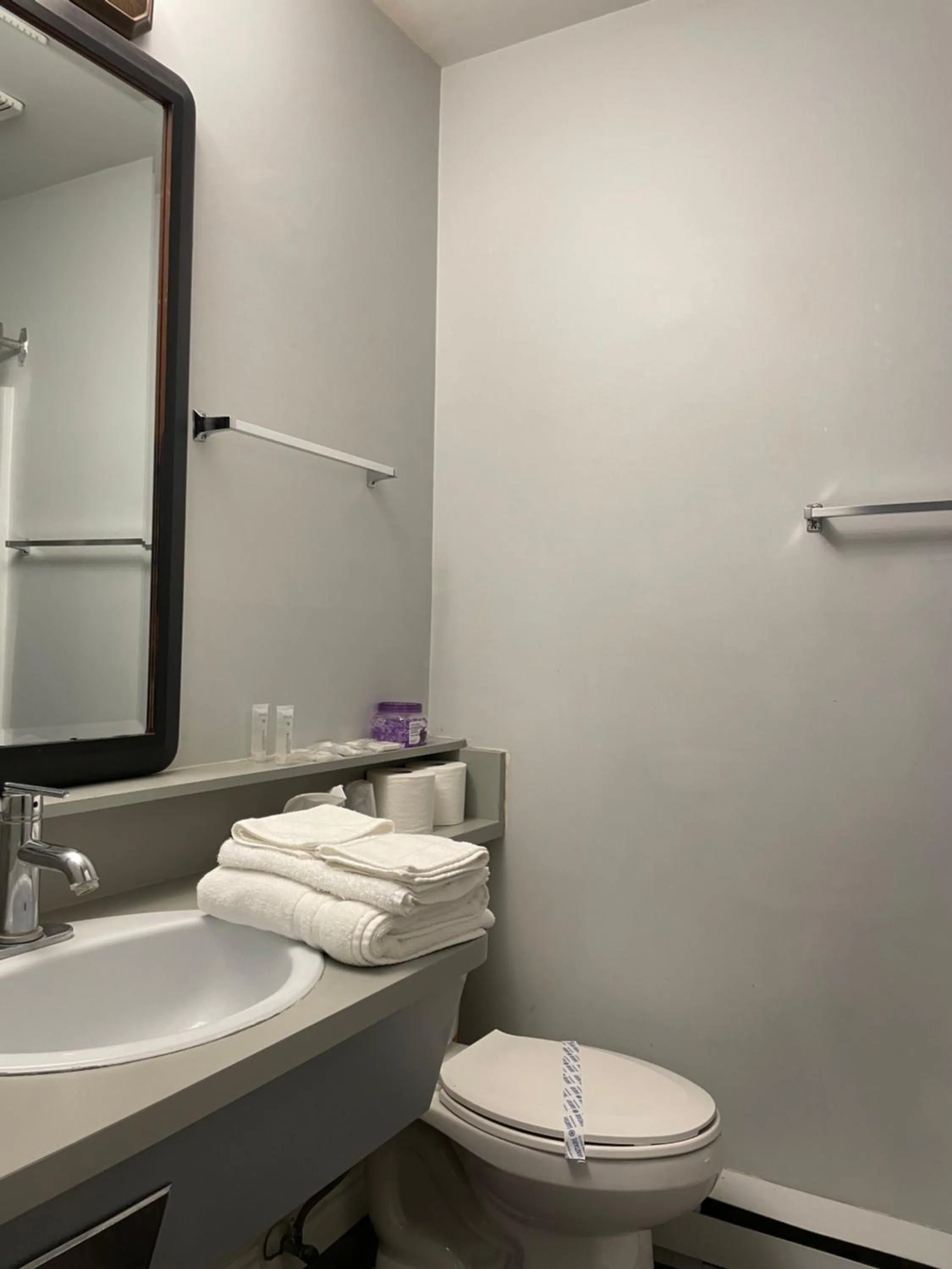 Bathroom in Nechako Valley Inn