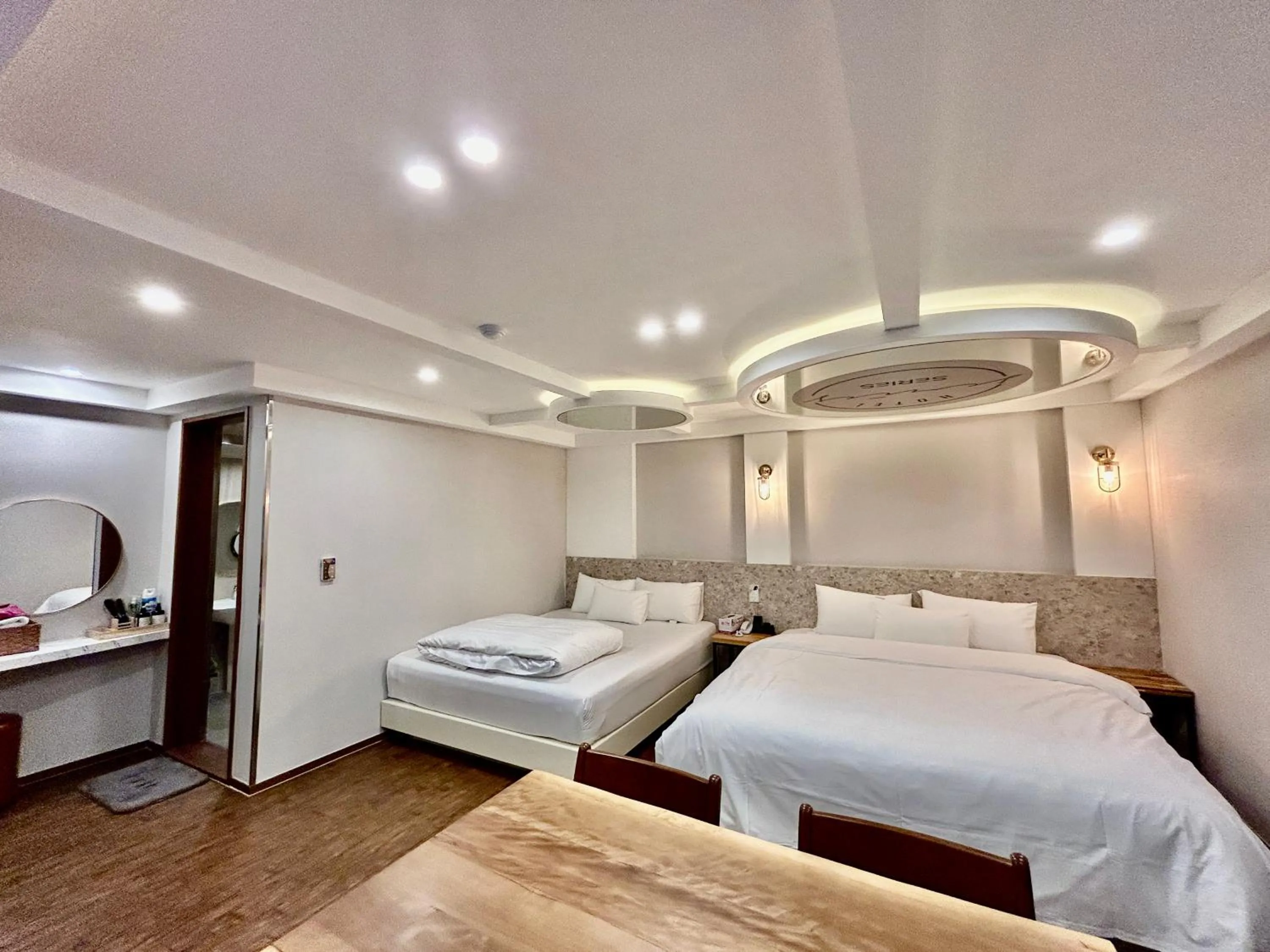 Bed in Series hotel